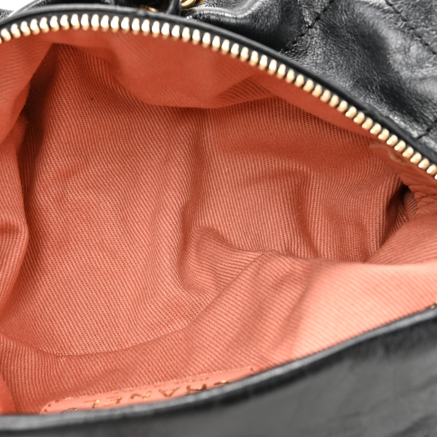 Calfskin Quilted Baluchon Black