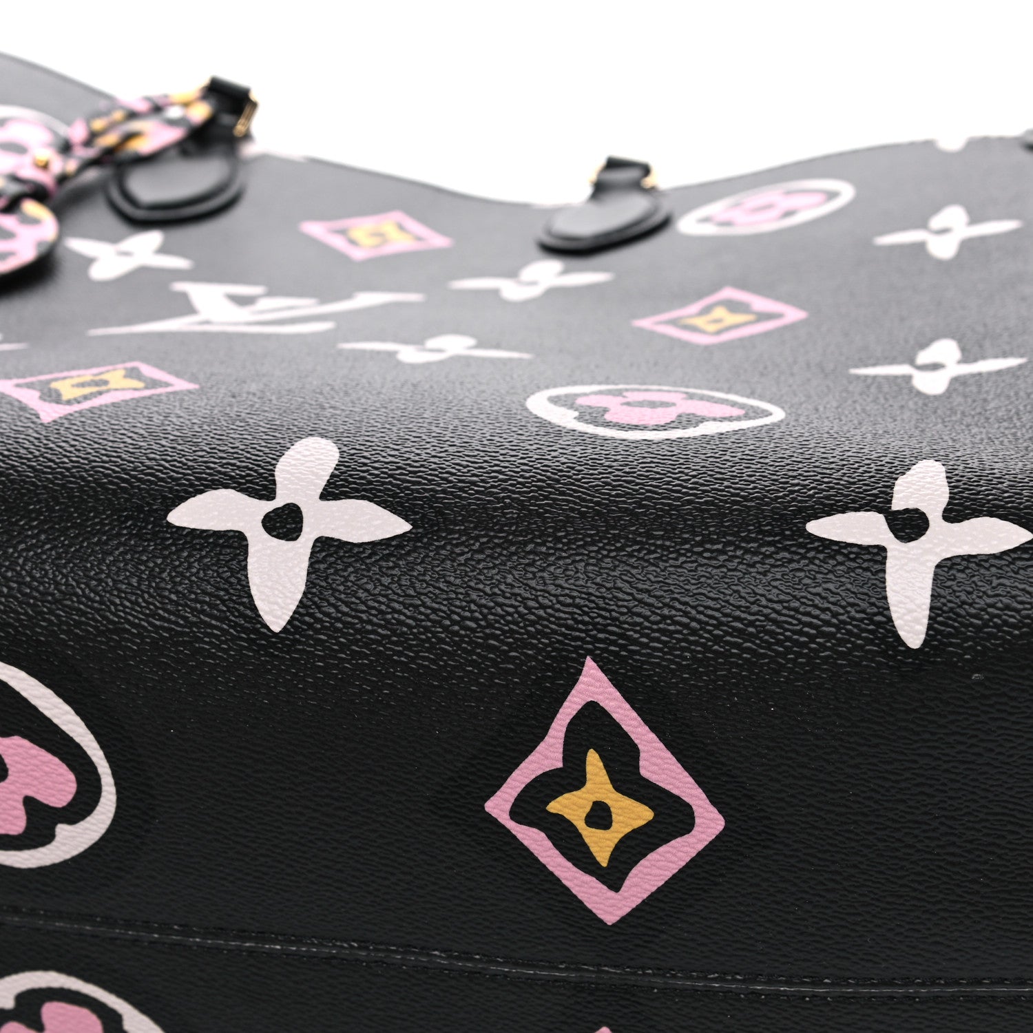 Louis Vuitton Monogram Giant Wild At Heart Onthego GM Black 9 of 9