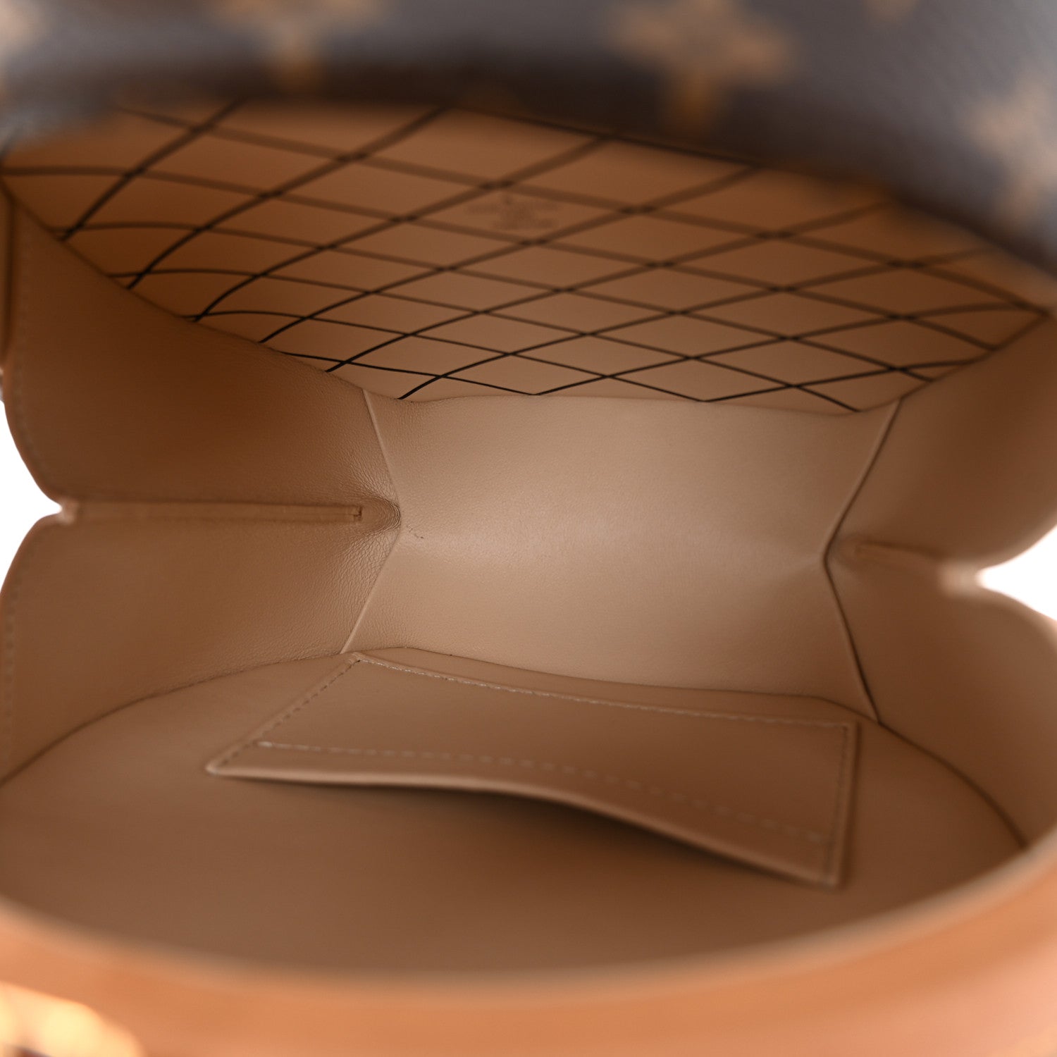 Louis Vuitton Monogram Petite Boite Chapeau 5 of 11