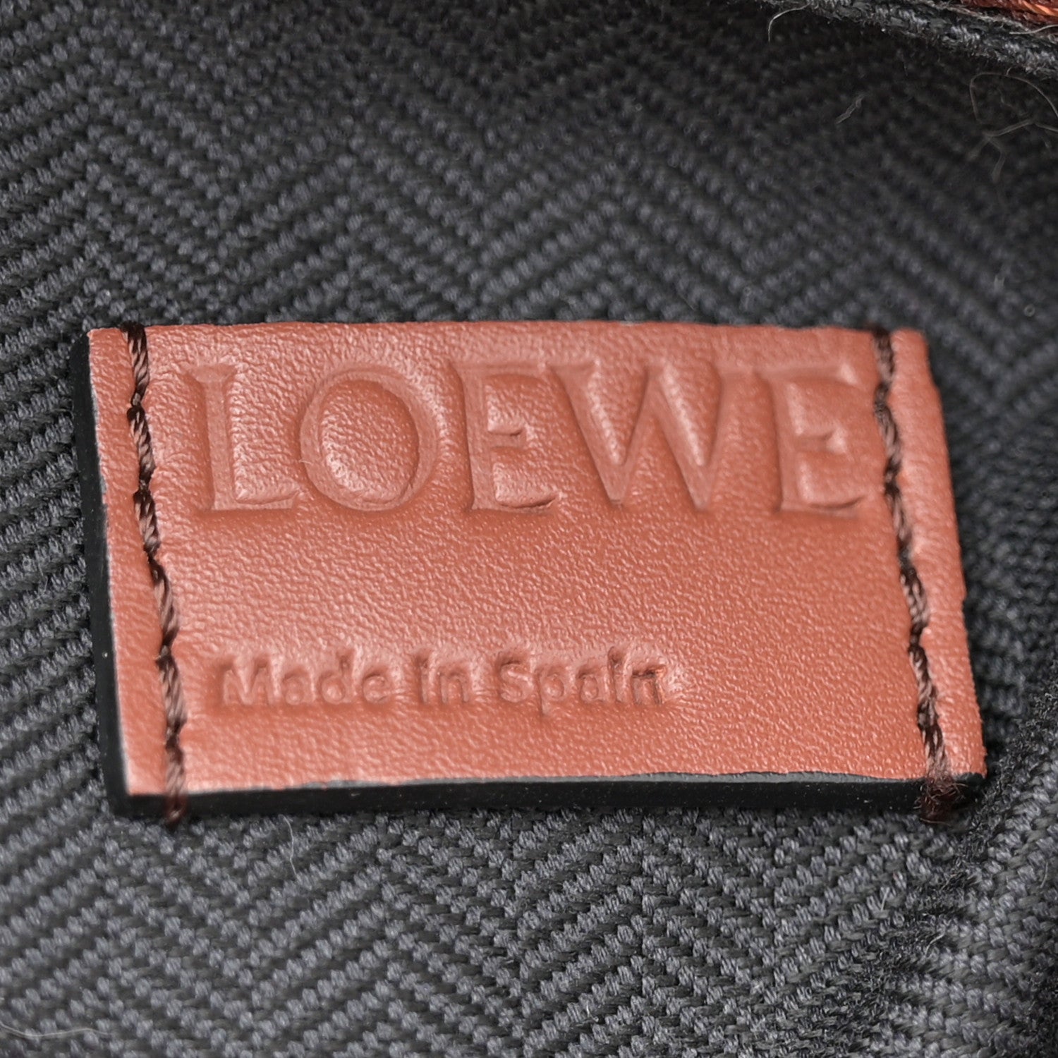 Loewe Grained Calfskin Large Puzzle Bag Brown 6 of 11