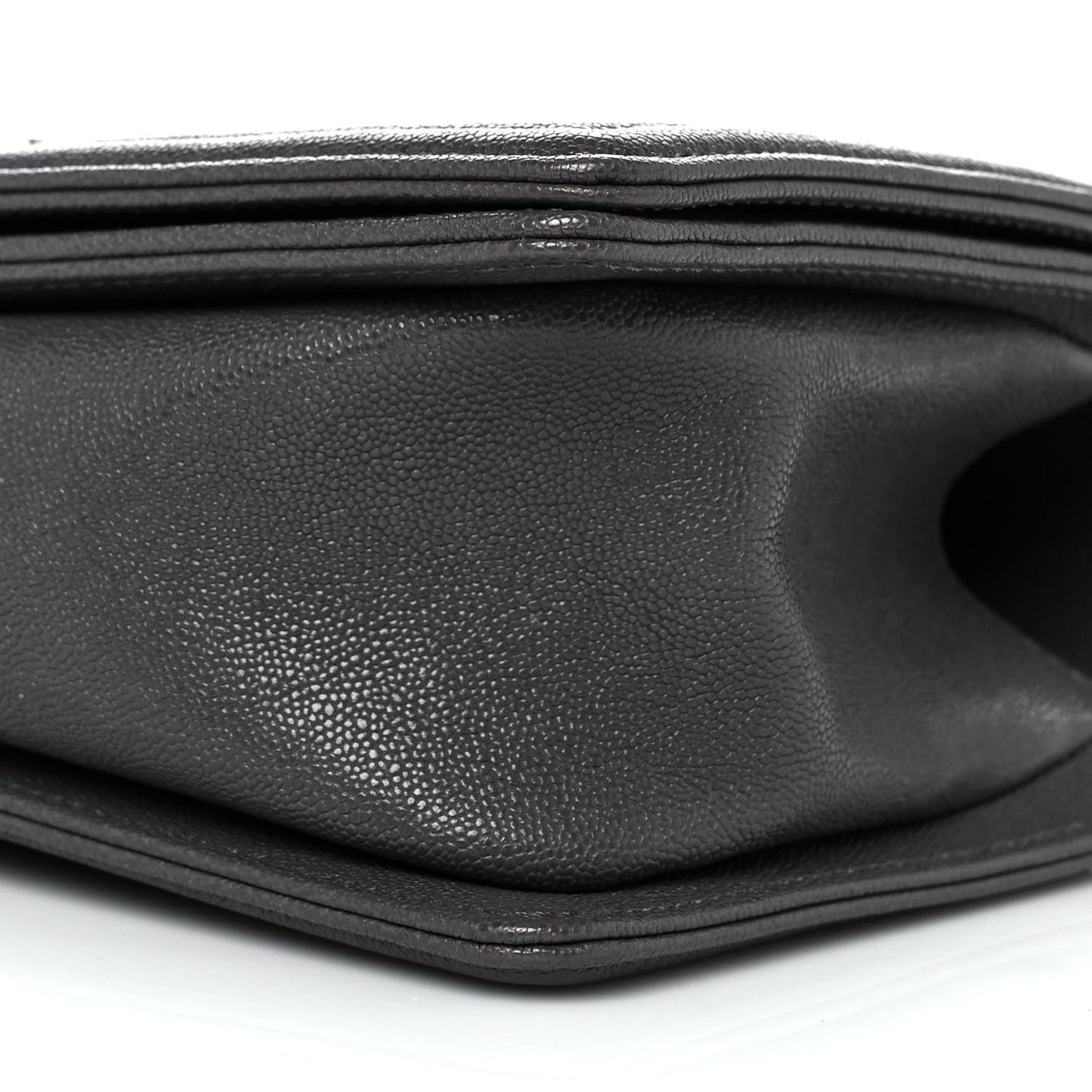 Caviar Quilted Medium Boy Flap Grey