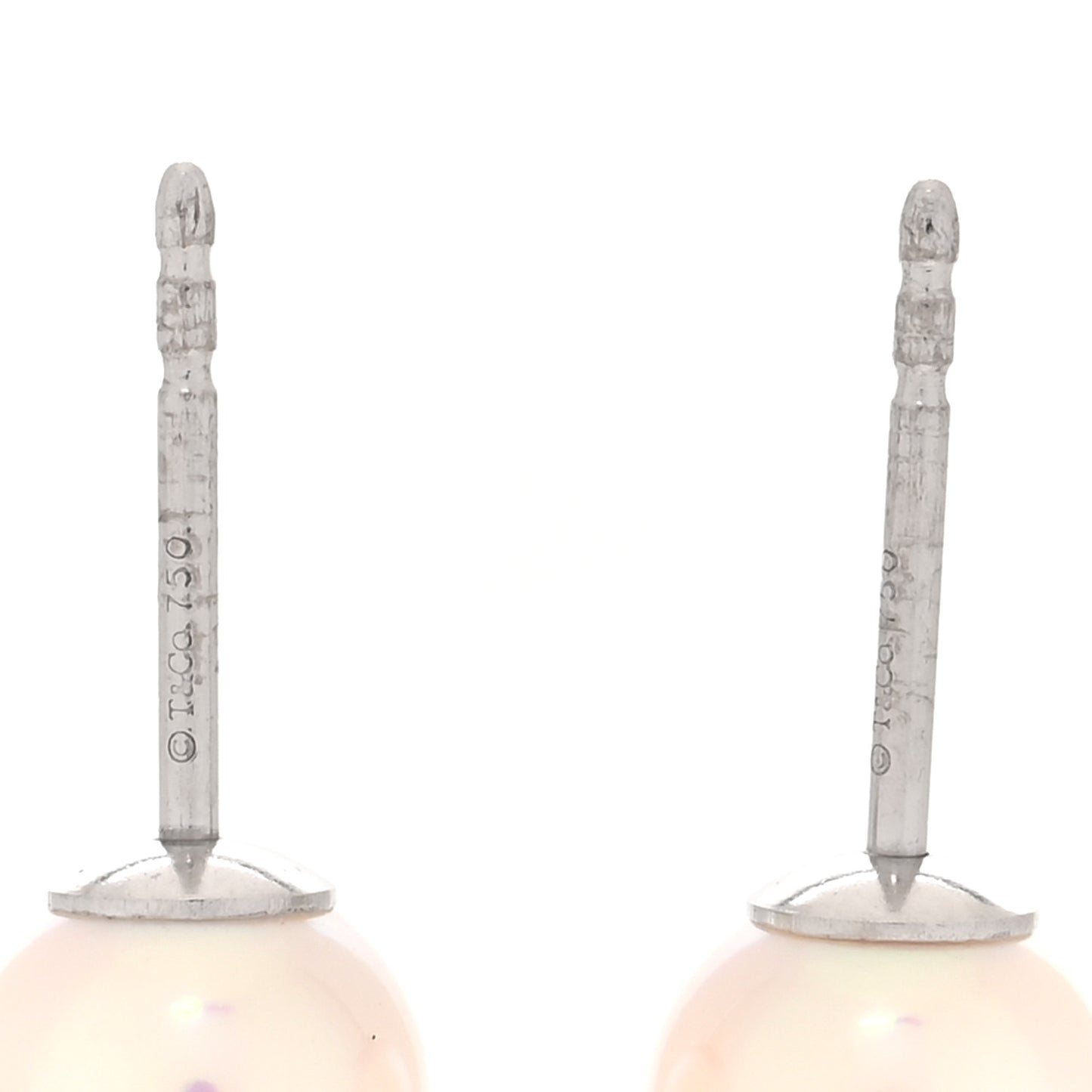 18K White Gold Cultured Pearl 6.5-7mm Stud Earrings