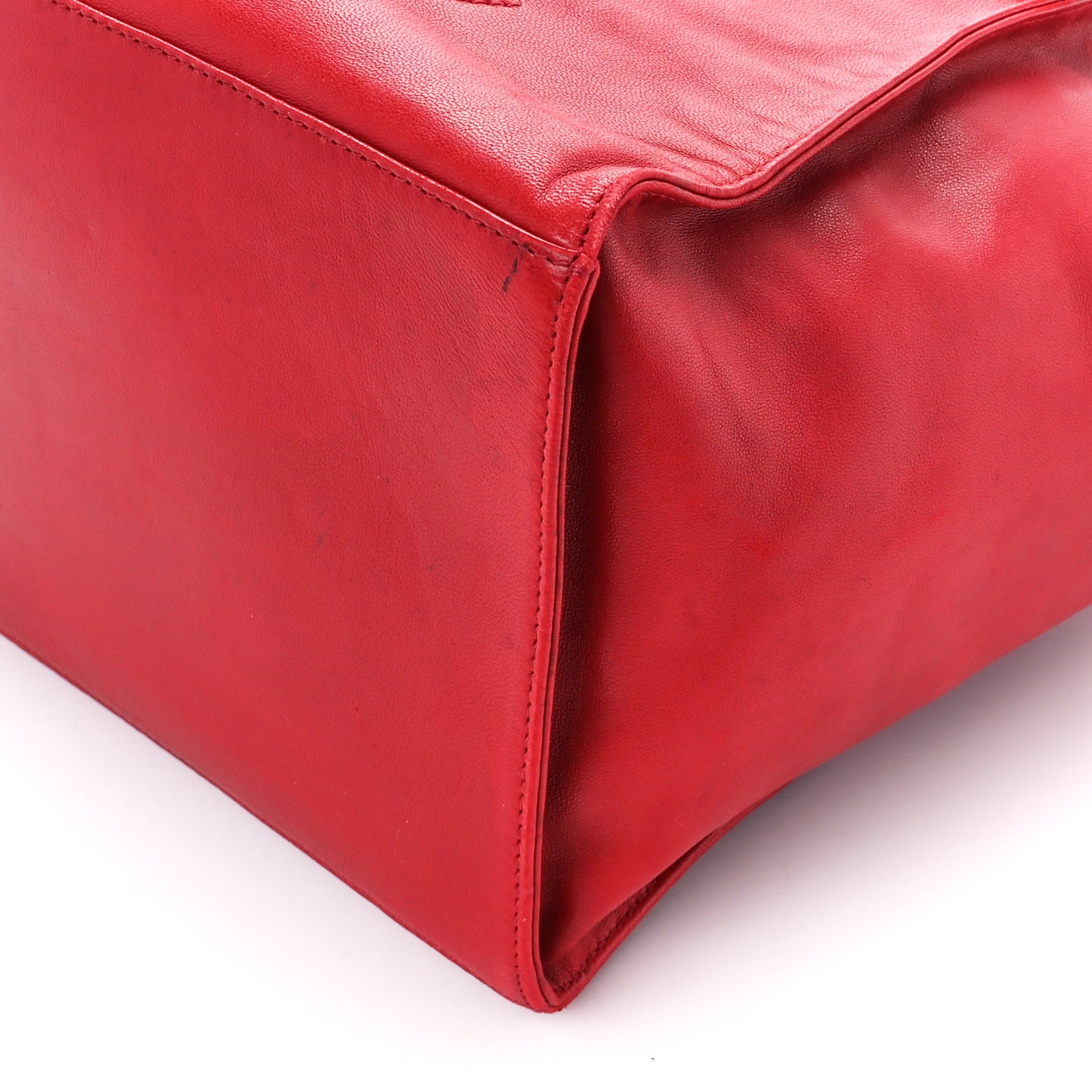 Lambskin CC Drawstring Bucket Bag Red