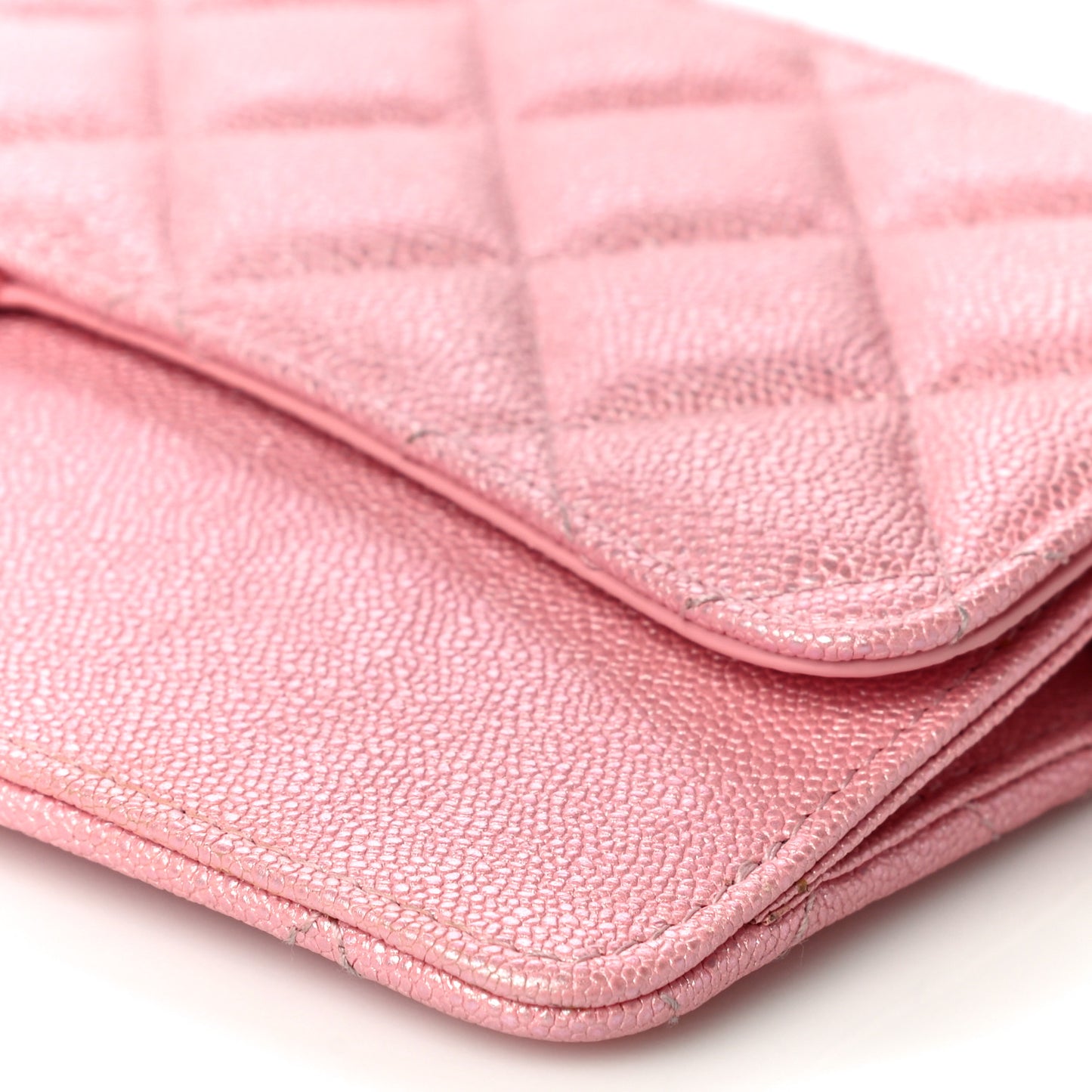 Iridescent Caviar Quilted Classic Pouch With Handle Rose Pink