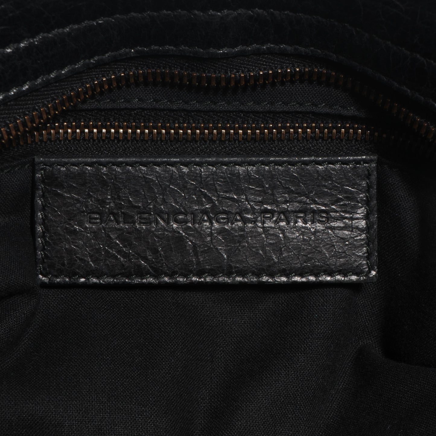 Agneau Perforated City Black