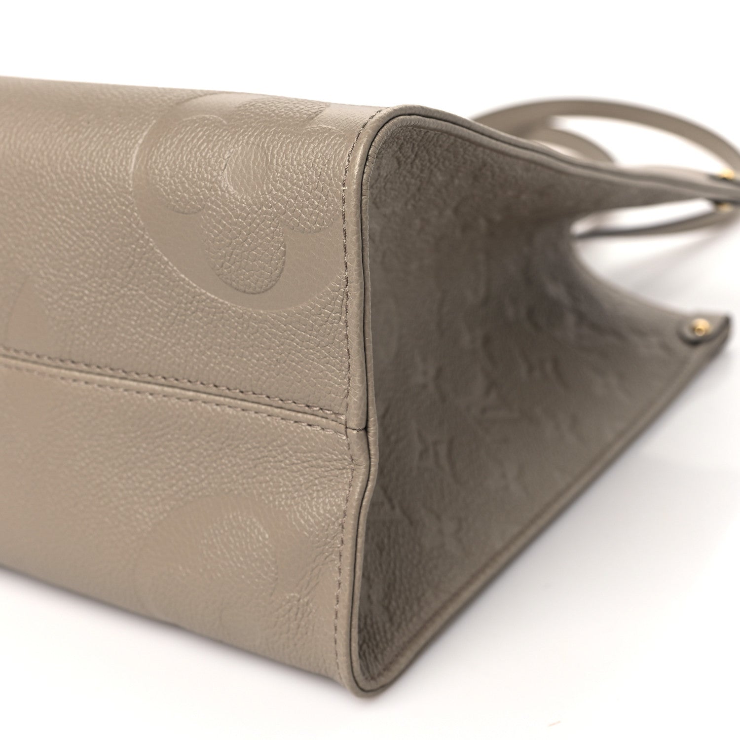 Louis Vuitton Empreinte Monogram Giant Onthego MM Tourterelle 9 of 9