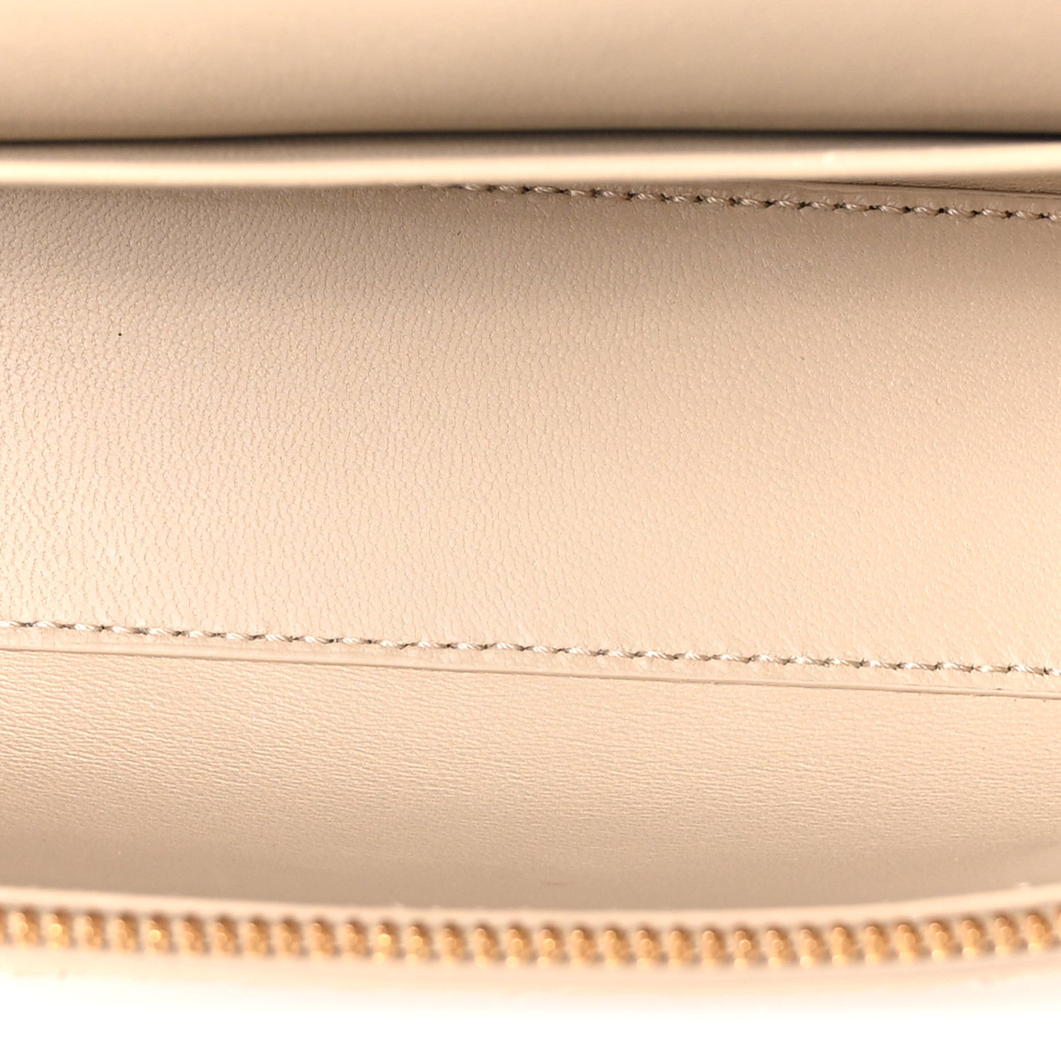 BOTTEGA VENETA ベージュレザーケース Bottega Veneta Suede Intrecciato Bang Bang Vanity Case Ecru