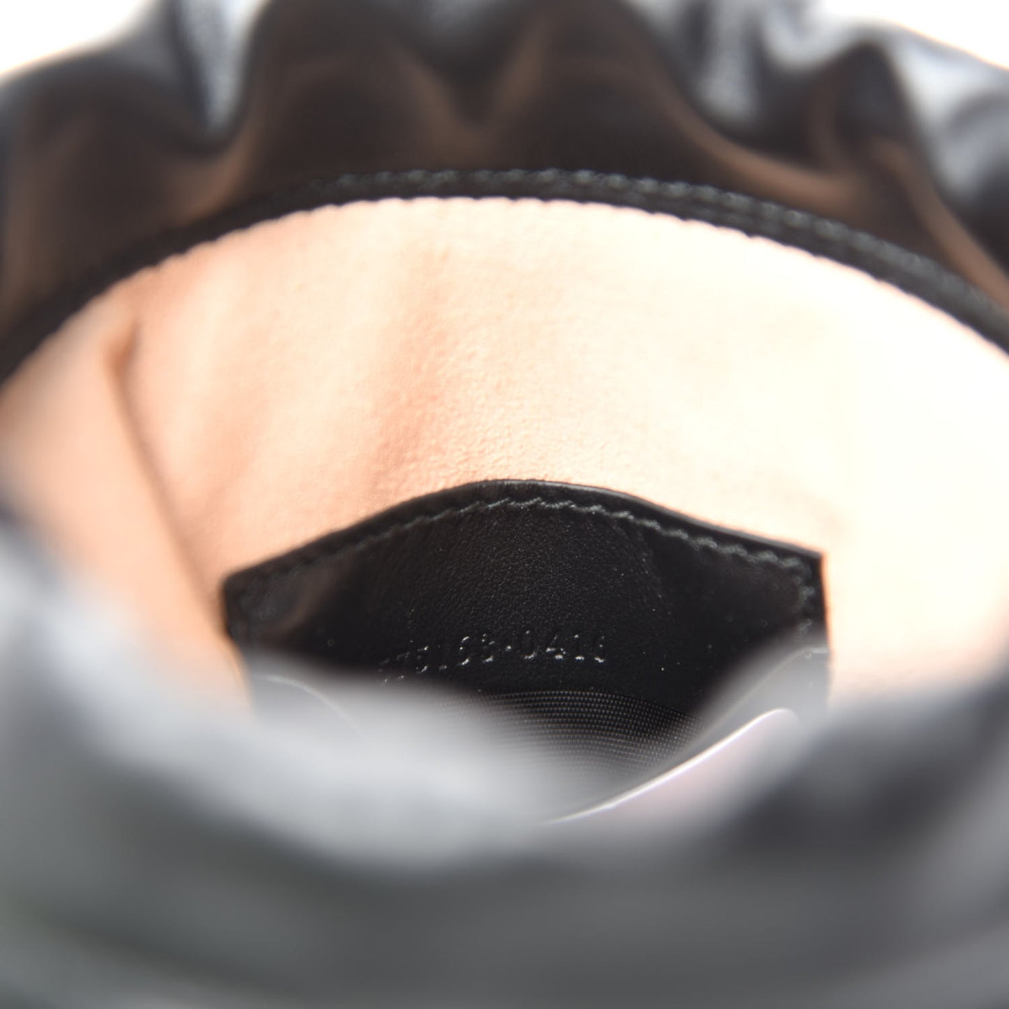 Calfskin Matelasse Mini GG Marmont 2.0 Bucket Bag Black