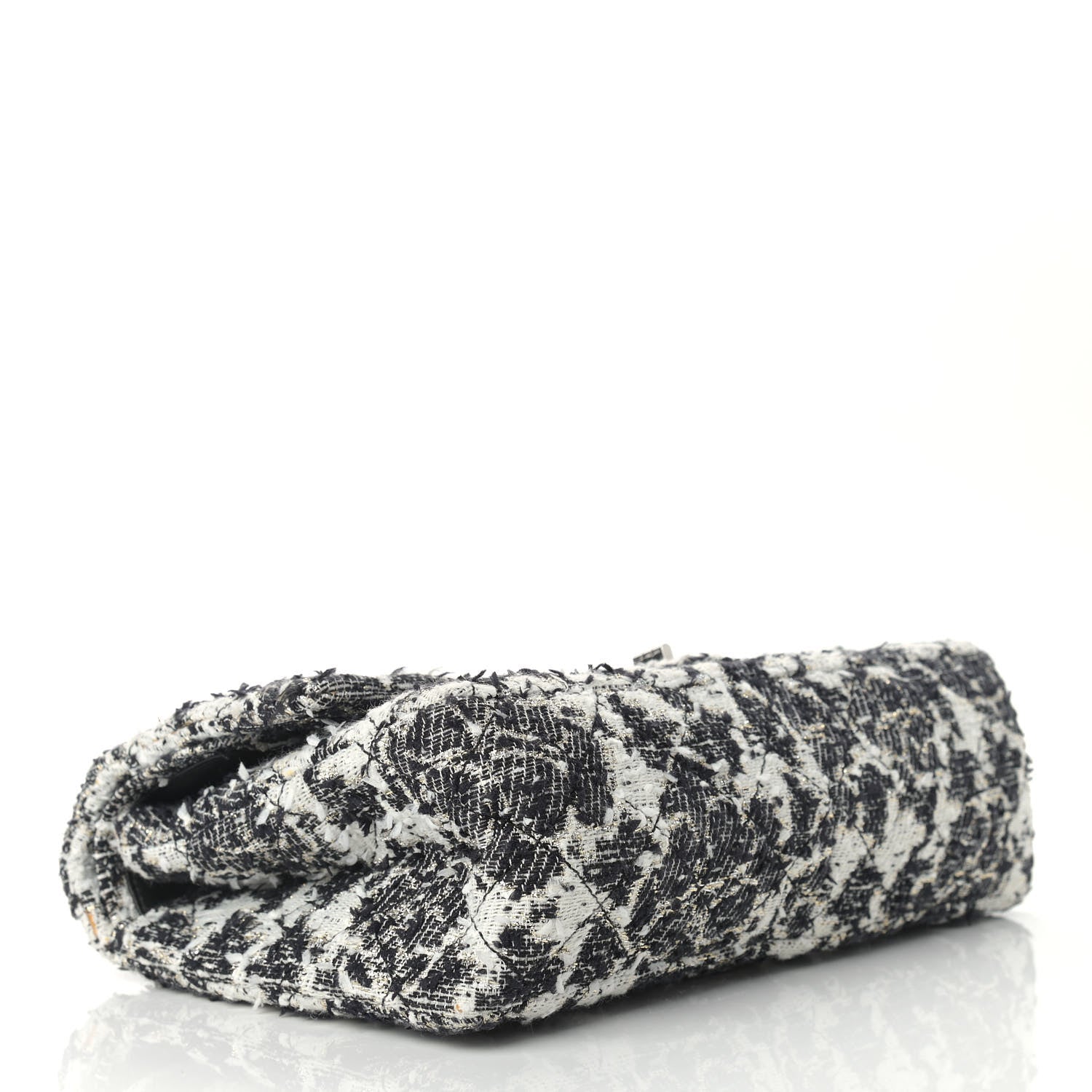 Chanel Tweed Camellia Quilted 2.55 Reissue 226 Flap Ecru 3 of 17