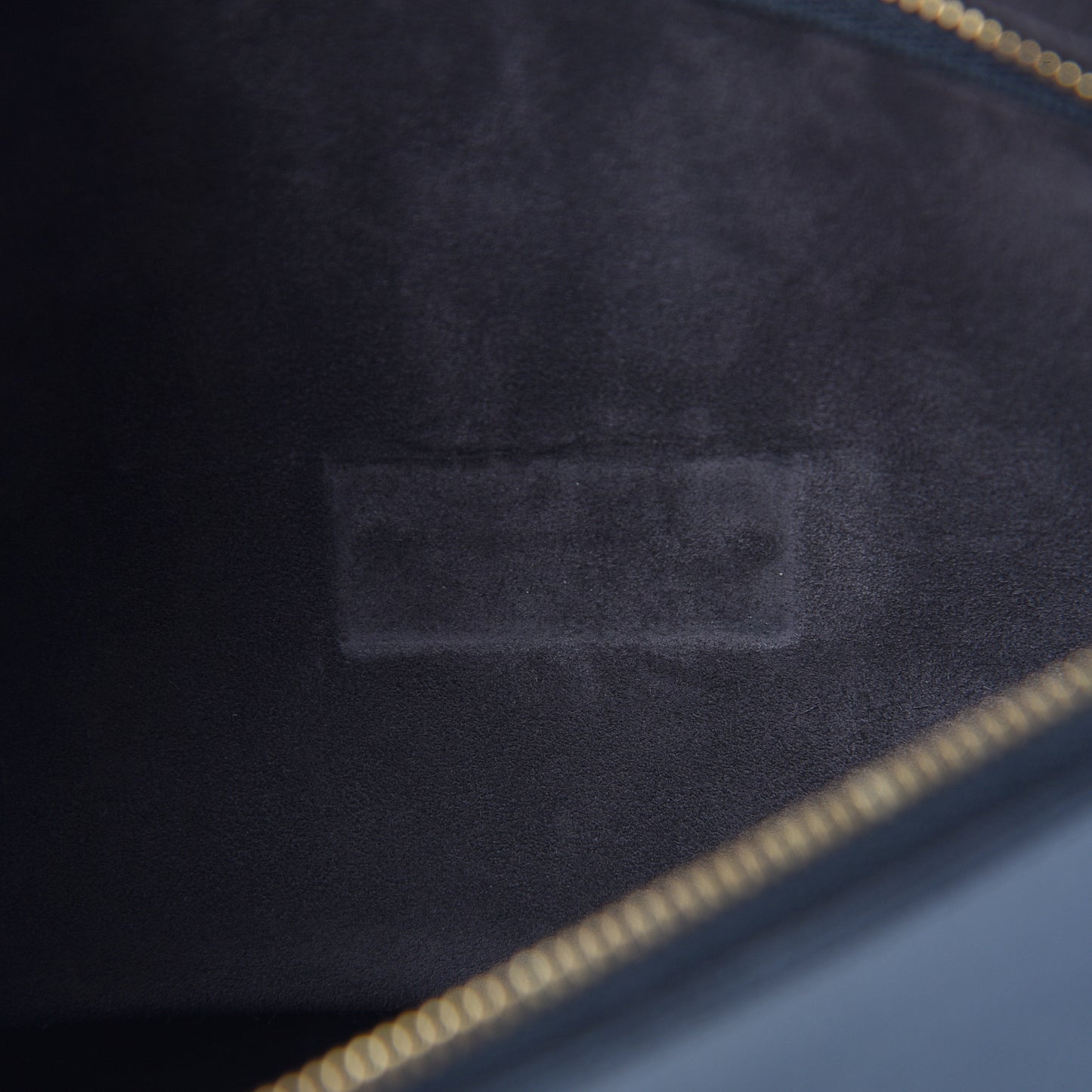 Goatskin Suede Large GV3 Flap Black Grey