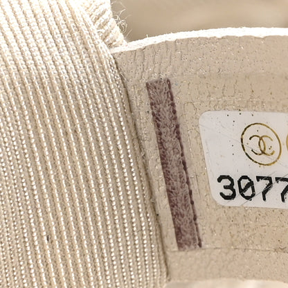 Chanel Goatskin Quilted Medium Chanel 19 Flap White 7 of 13