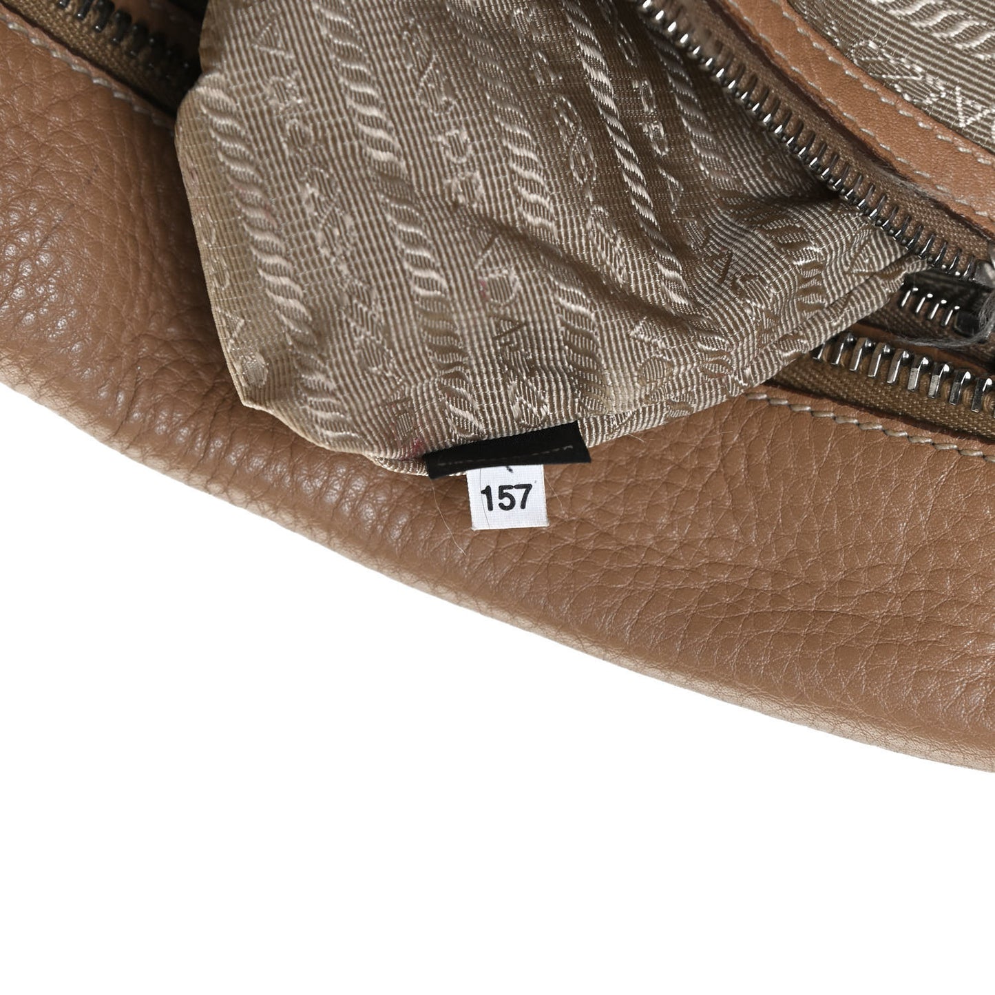 Vitello Daino Embossed Logo Bowler Sughero