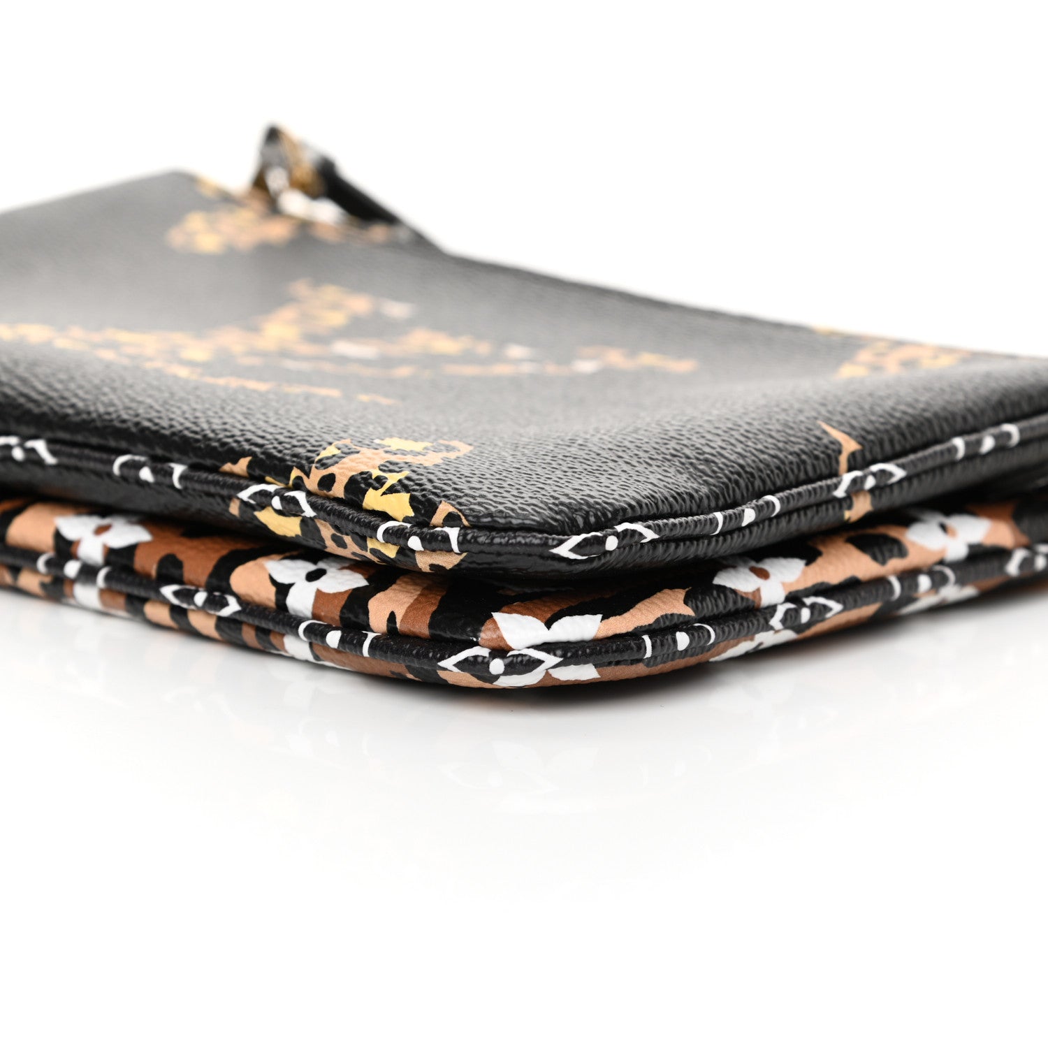 Louis Vuitton Monogram Giant Jungle Pochette Double Zip Black 6 of 11
