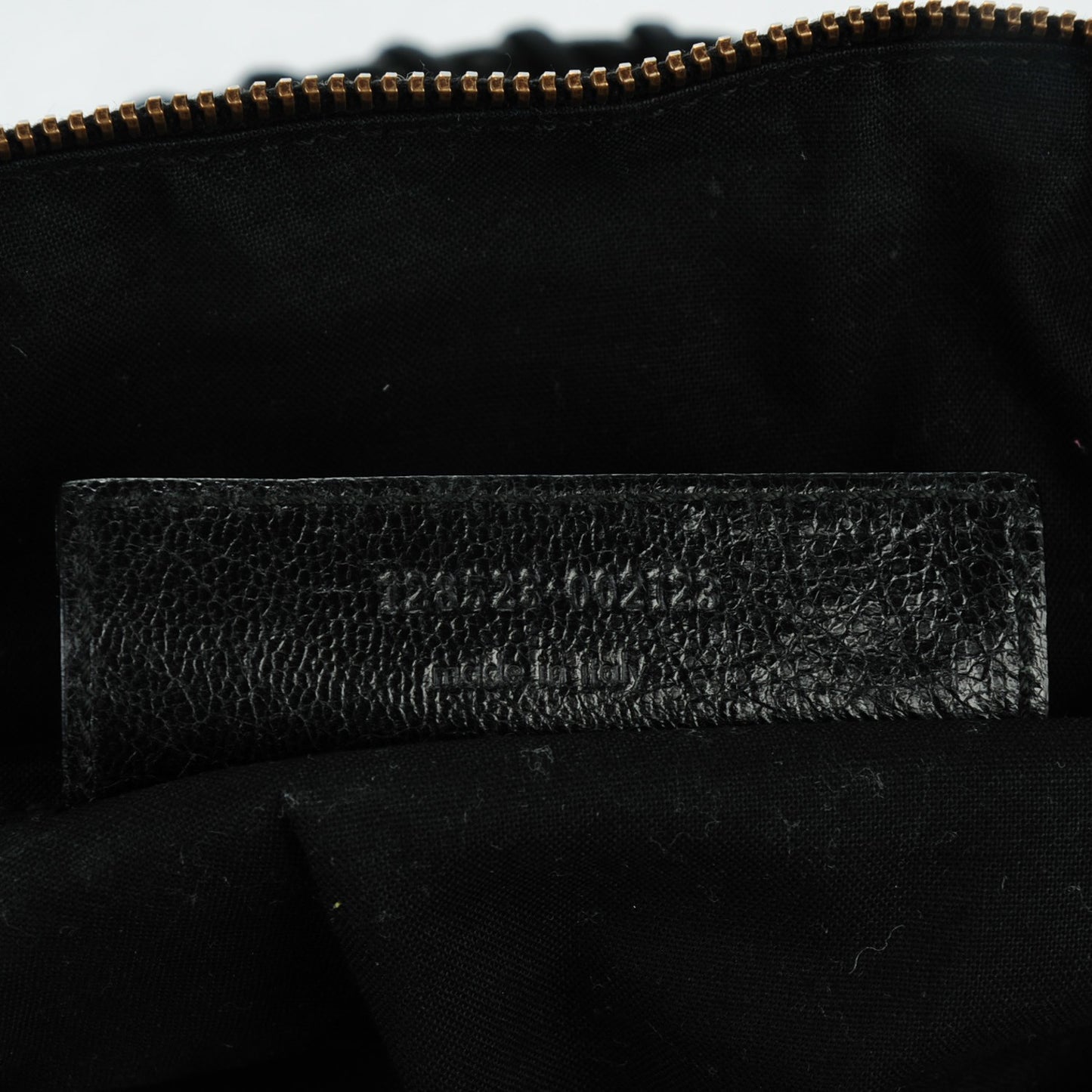 Agneau Classic Hardware Twiggy Black