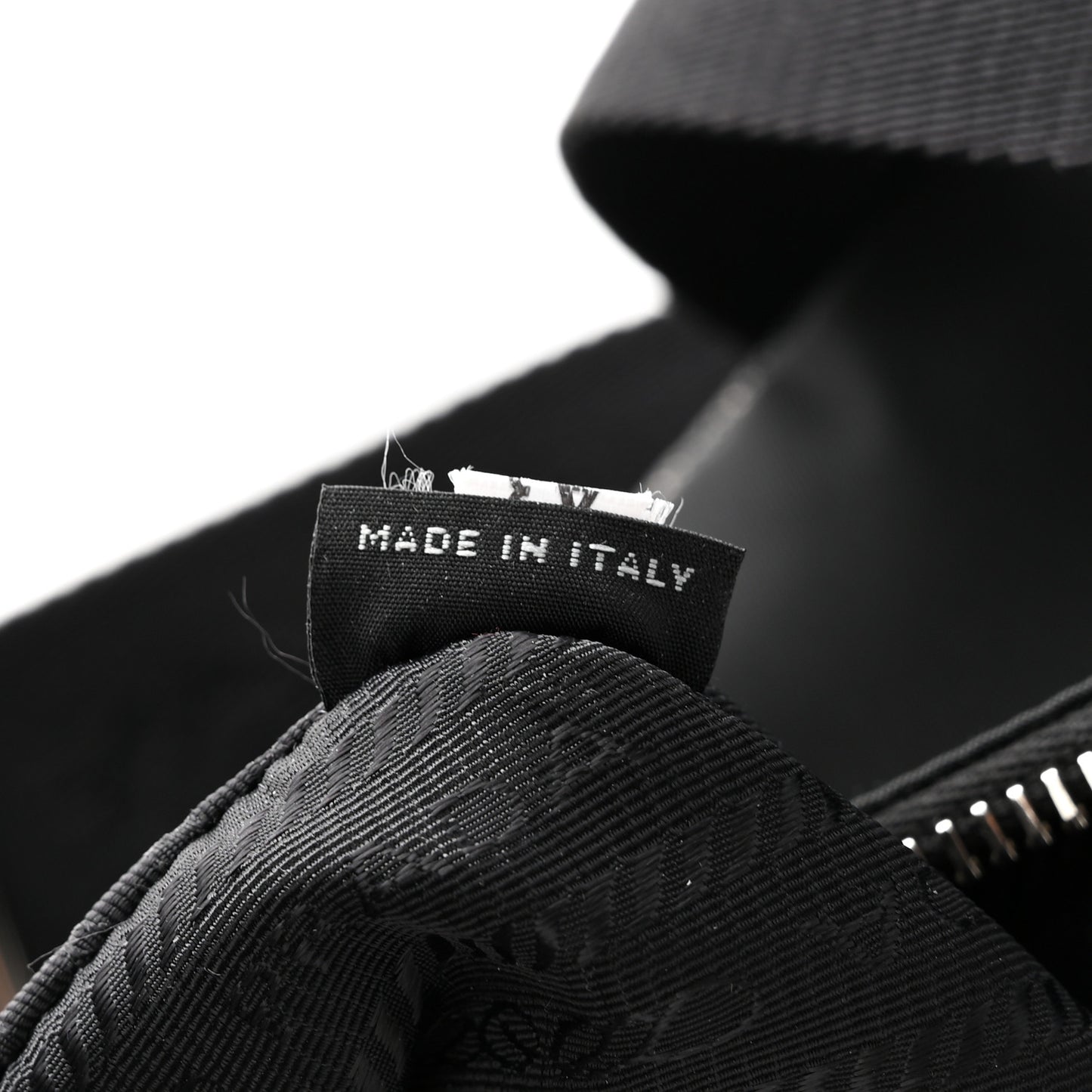 Nylon Re-Edition 2005 Shoulder Bag Black Black