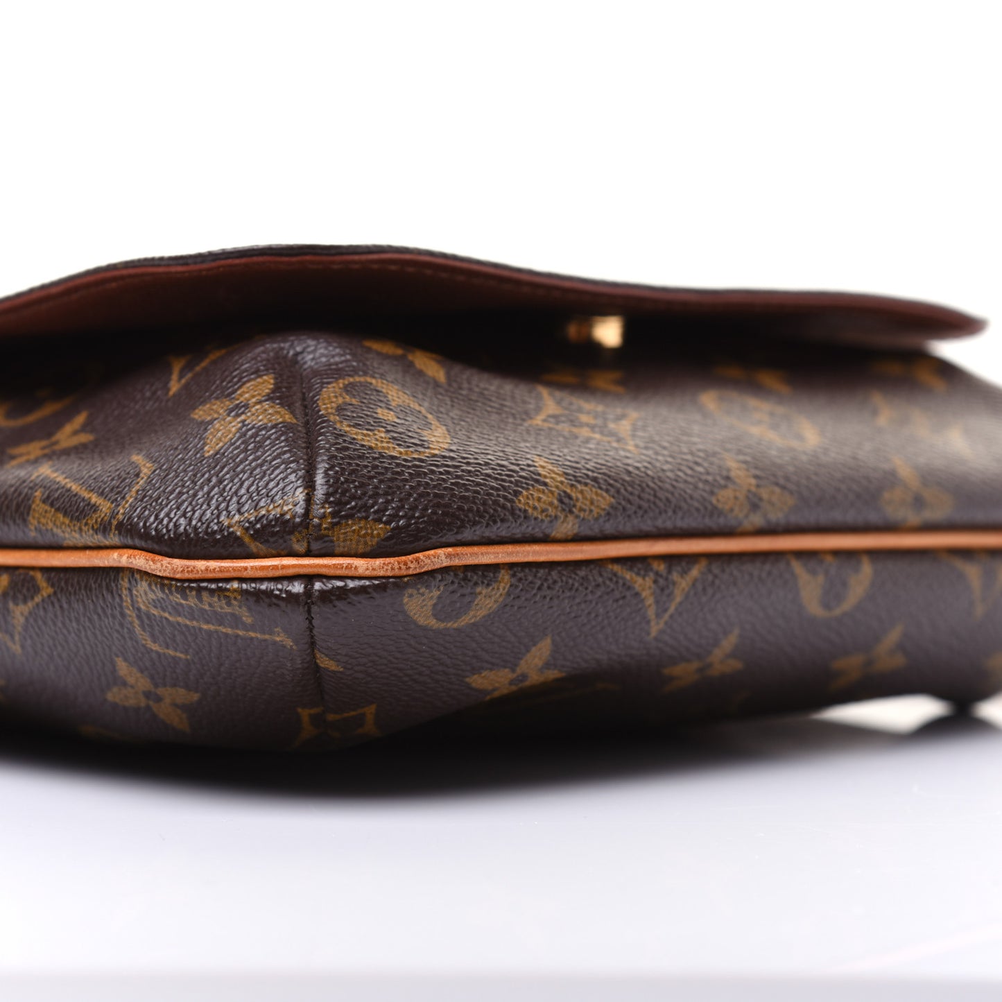 Monogram Musette Salsa