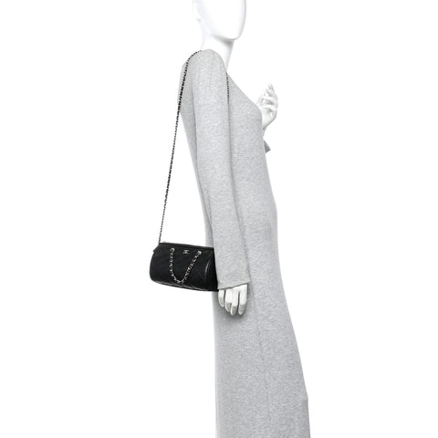 Caviar Quilted Barrel Clutch With Chain Black