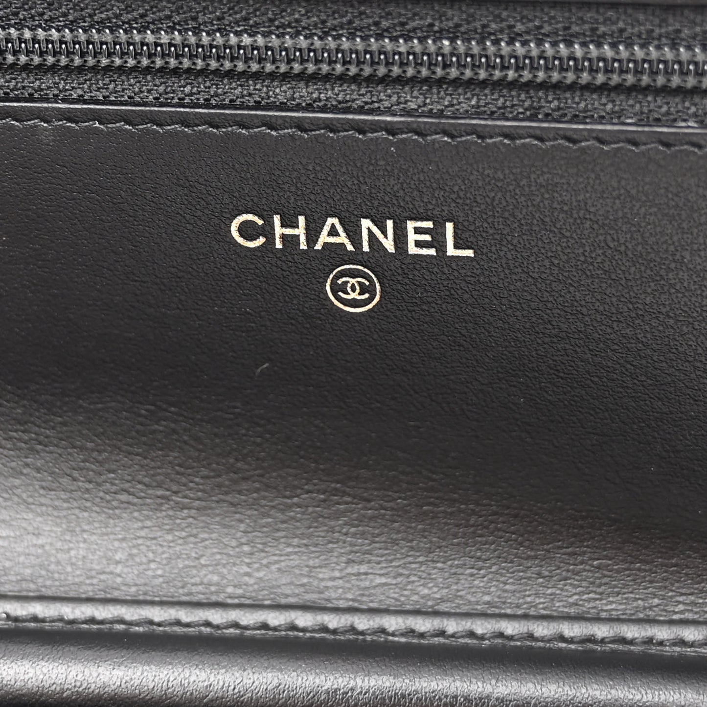 Caviar Quilted CC Filigree Wallet On Chain WOC Black