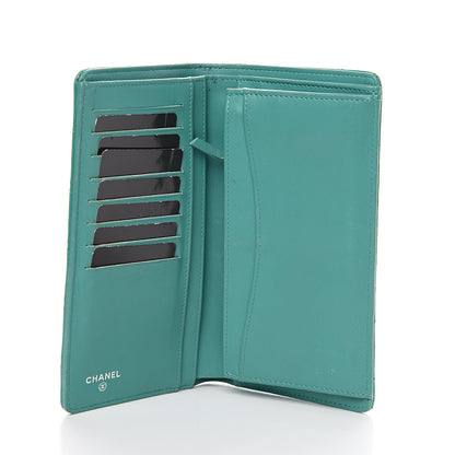 Chanel Patent Quilted Yen Wallet Turquoise 4 of 14