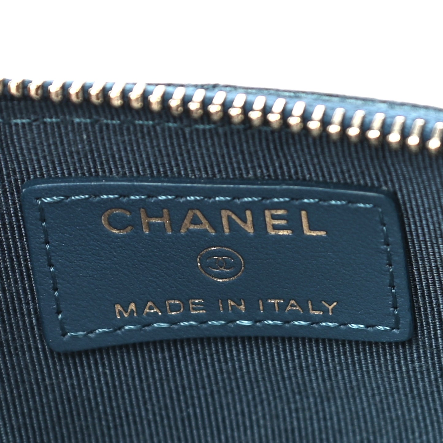 Iridescent Caviar Quilted Classic Zip Pouch Navy