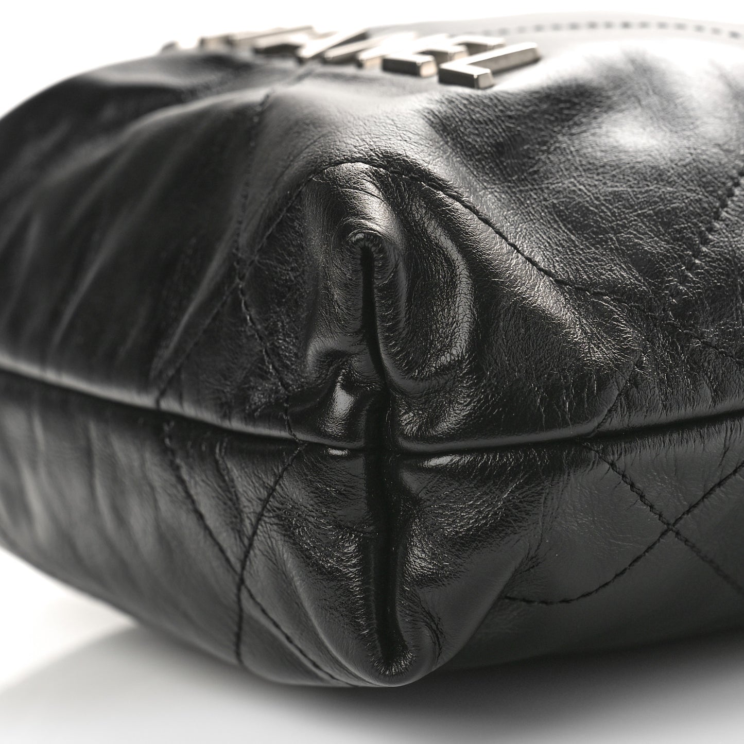 Shiny Calfskin Quilted Mini Chanel 22 Black