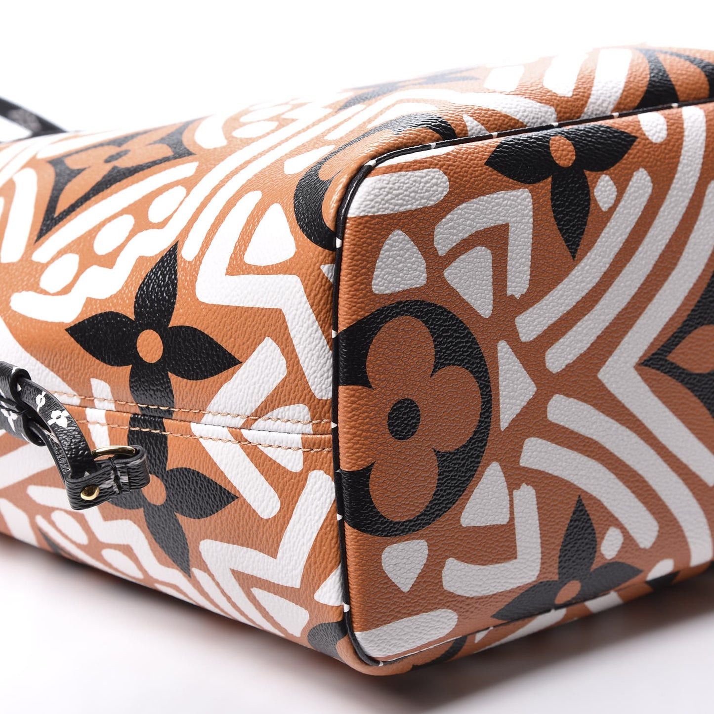 Monogram Giant Crafty Neverfull MM Creme Caramel