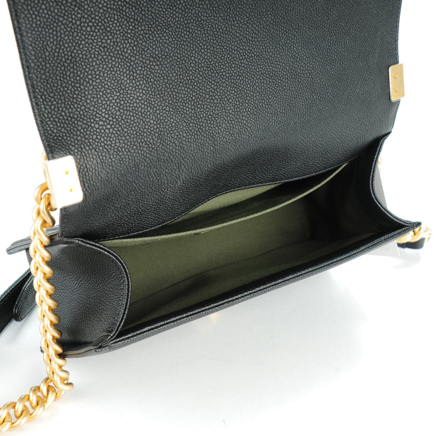 Caviar Quilted Medium Boy Flap Black