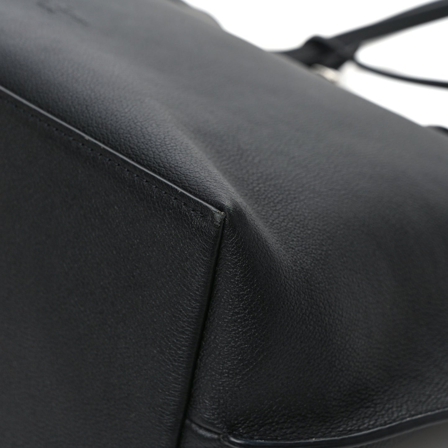 Calfskin Lockme Go Tote Black