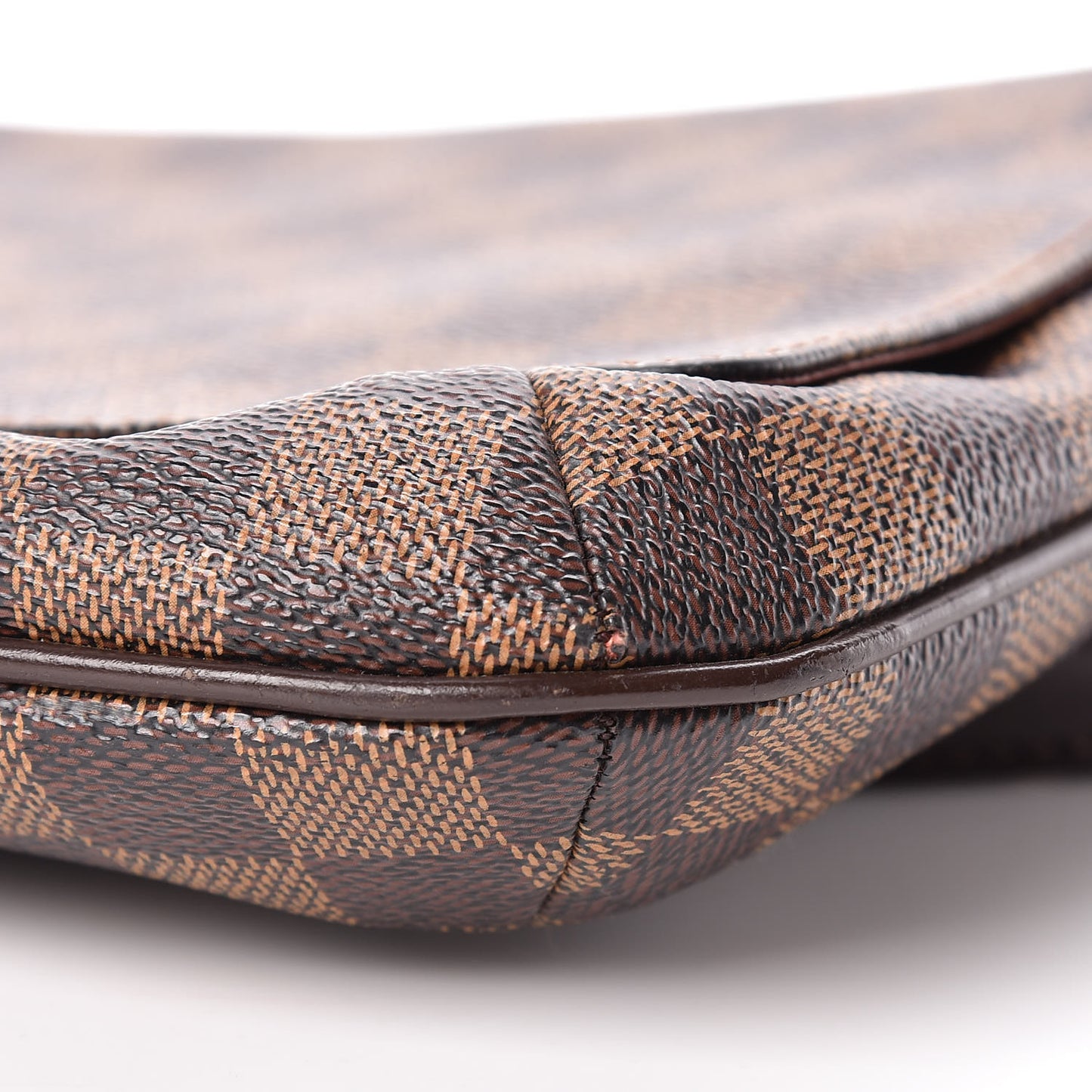 Damier Ebene Musette Tango