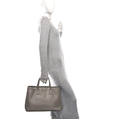 Prada Saffiano Lux Large Tote Argilla 2 of 9