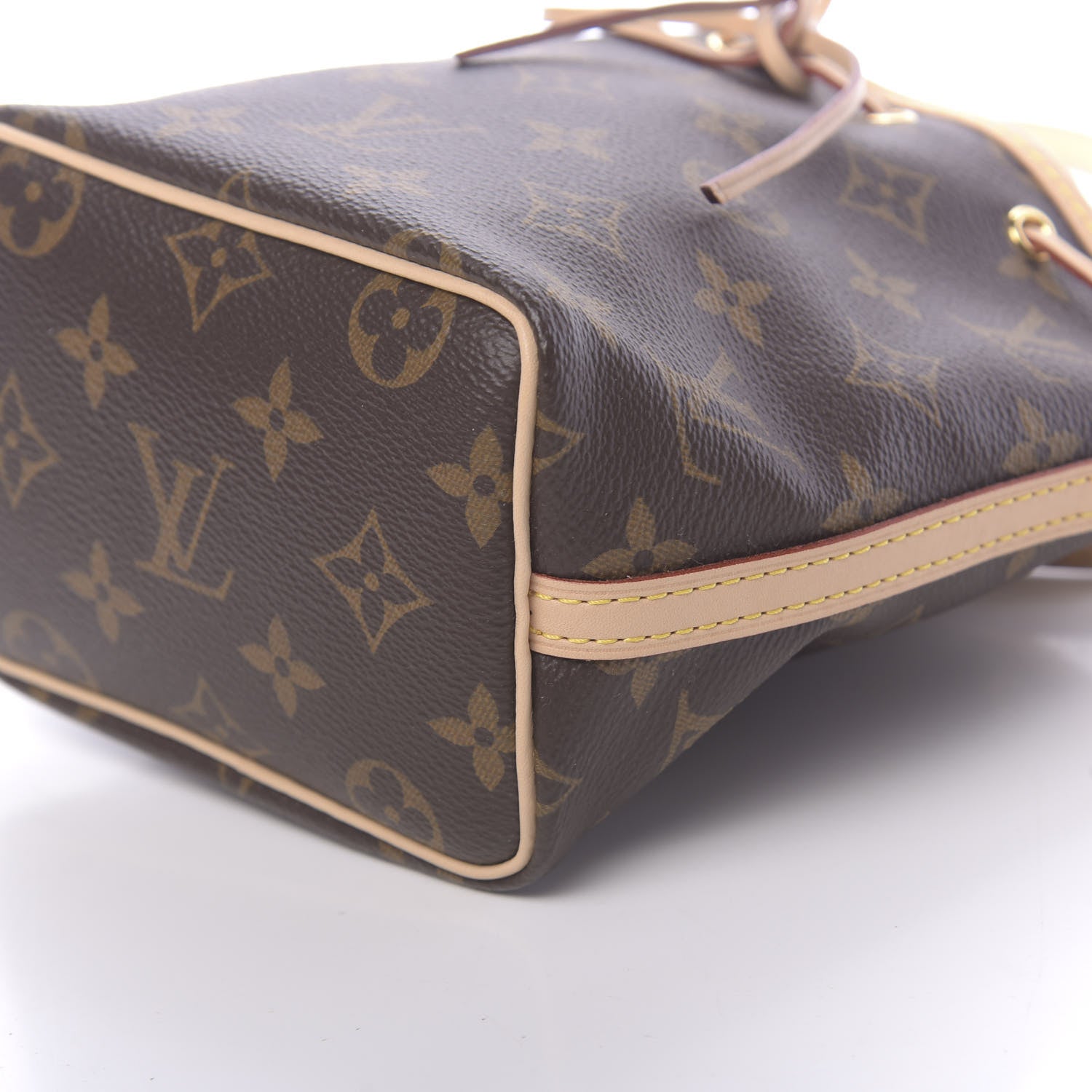 Louis Vuitton Monogram Nano Noe 10 of 11