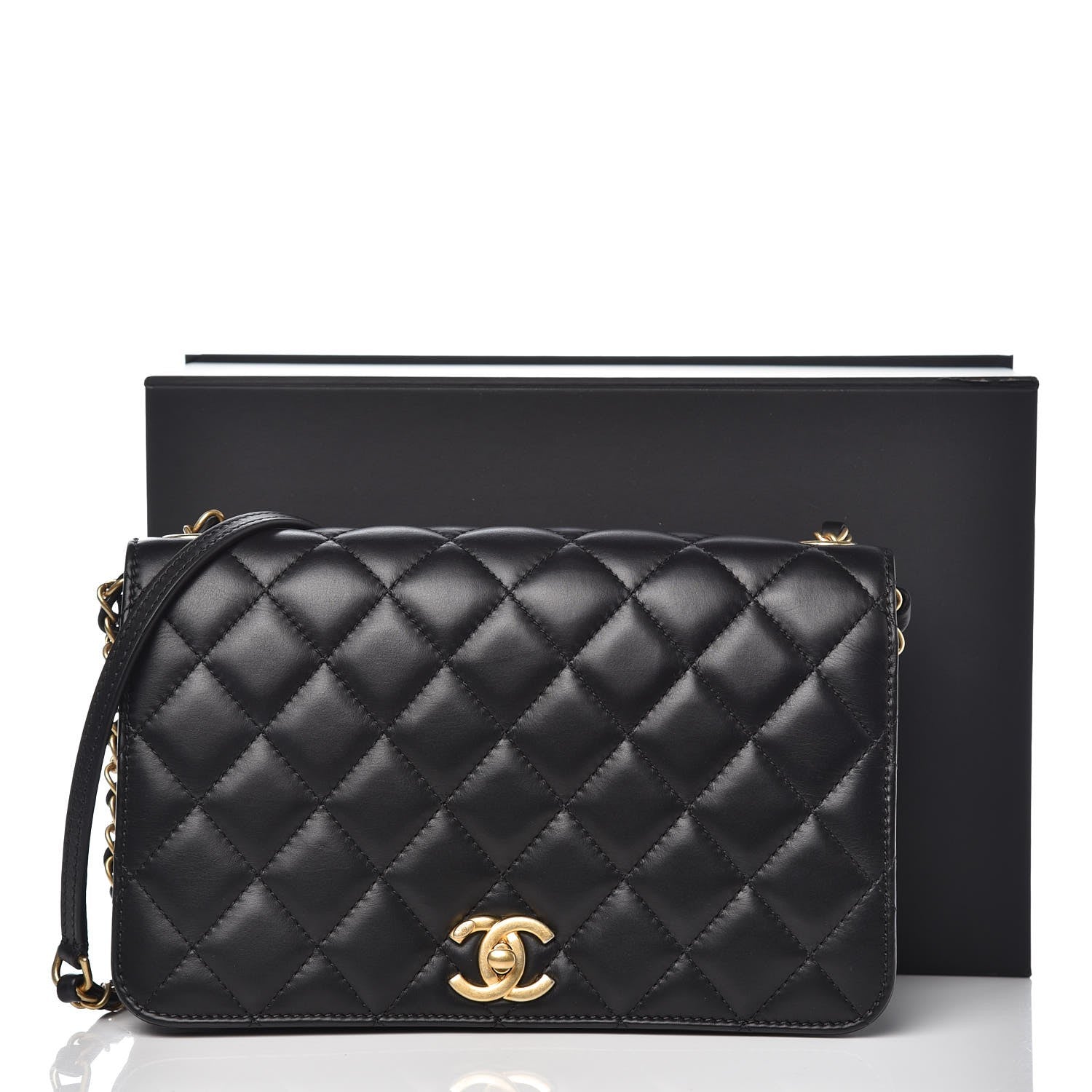 Chanel Calfskin Quilted Medium Everyday Chic Single Flap Black 8 of 8