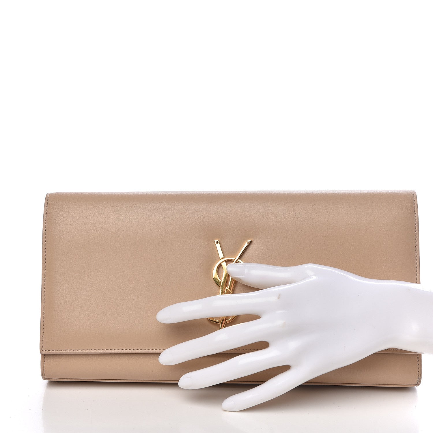 Saint Laurent Smooth Calfskin Cassandre Clutch Nude Powder 2 of 17