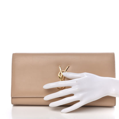 Saint Laurent Smooth Calfskin Cassandre Clutch Nude Powder 2 of 17