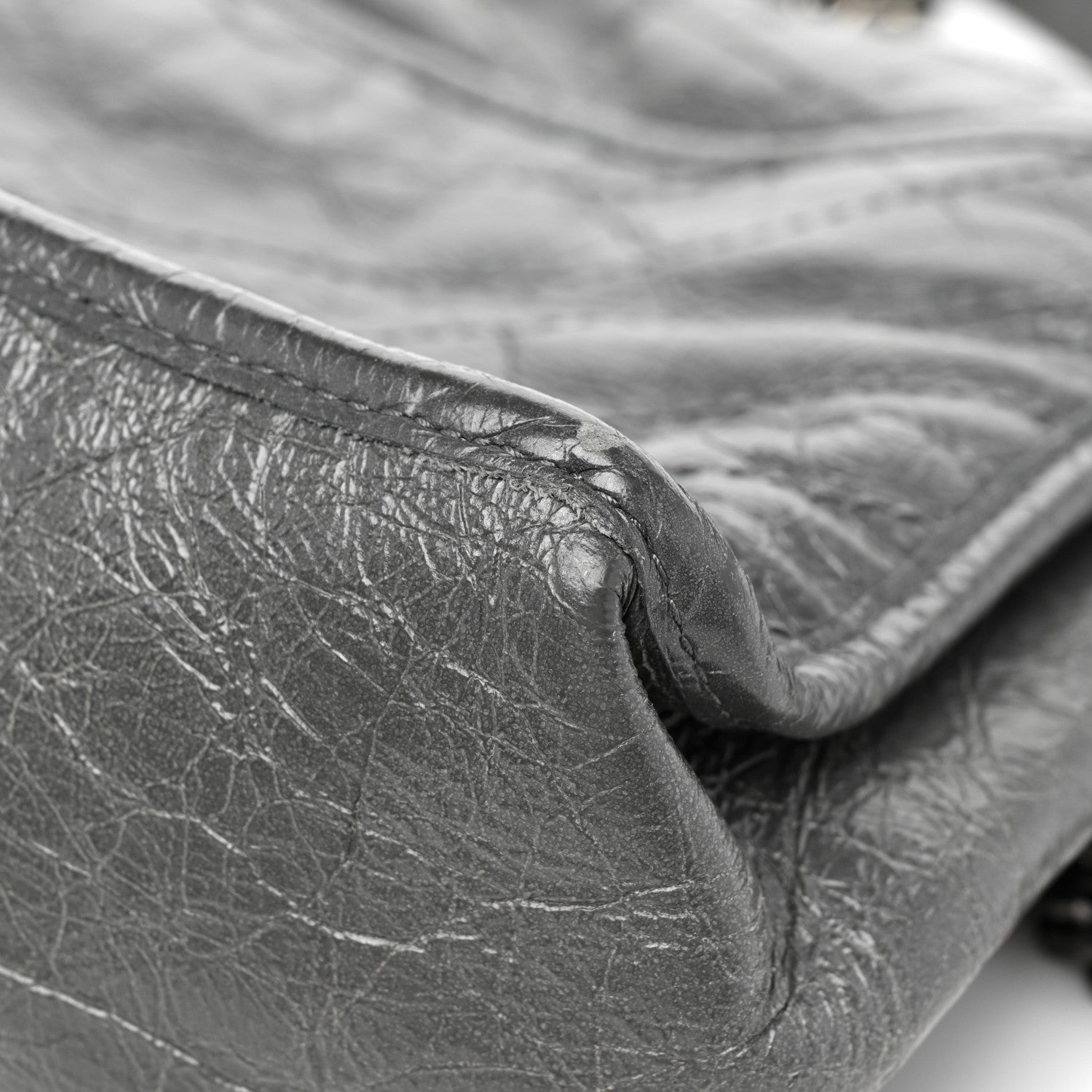 Saint Laurent Crinkled Calfskin Matelasse Monogram Medium Niki Chain Satchel Fog 9 of 13