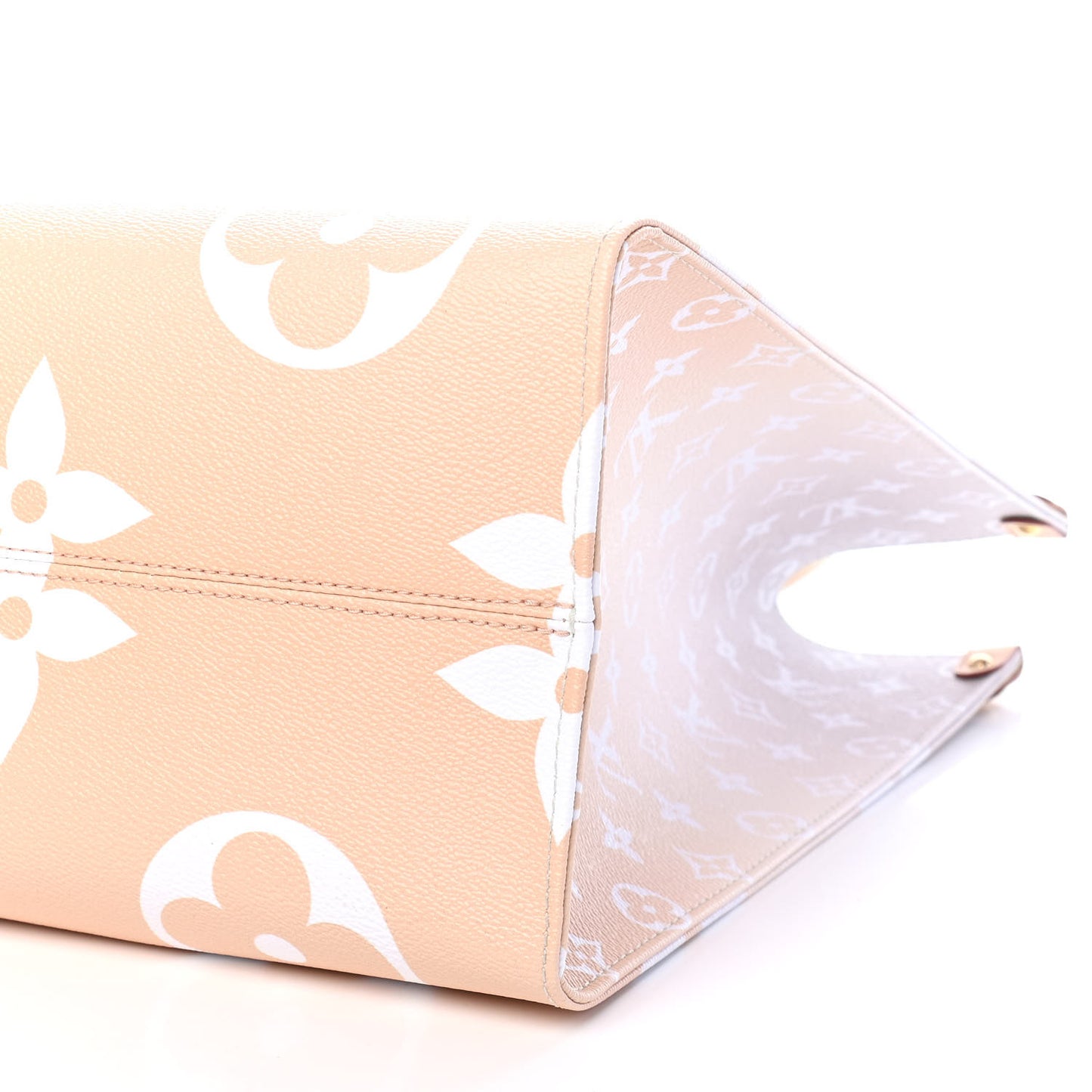 Monogram Giant By The Pool Onthego GM Brume