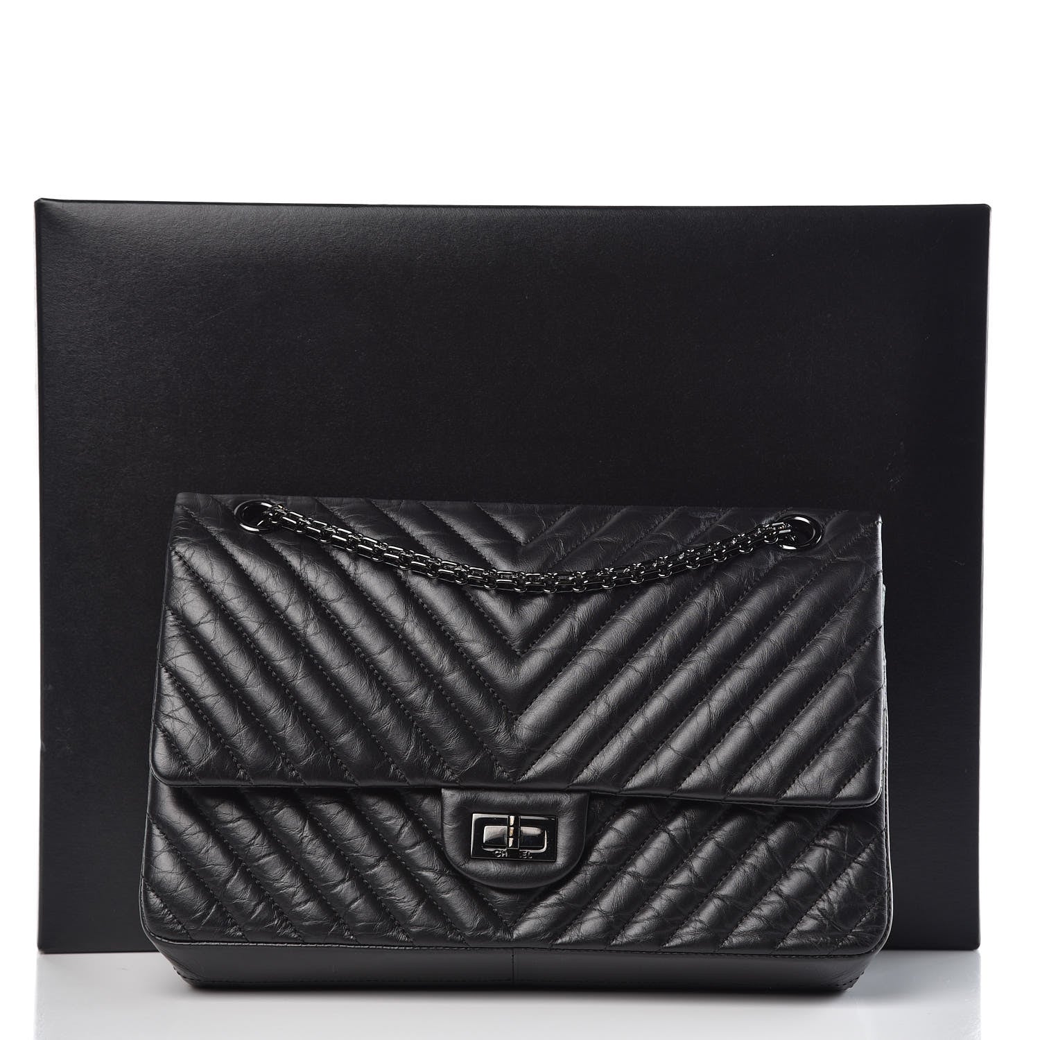 Chanel Aged Calfskin Chevron Quilted 2.55 Reissue 226 So Black 13 of 13