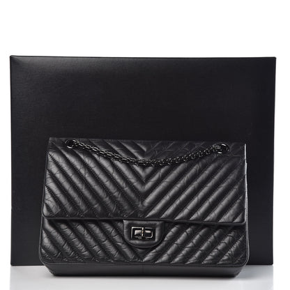 Chanel Aged Calfskin Chevron Quilted 2.55 Reissue 226 So Black 13 of 13