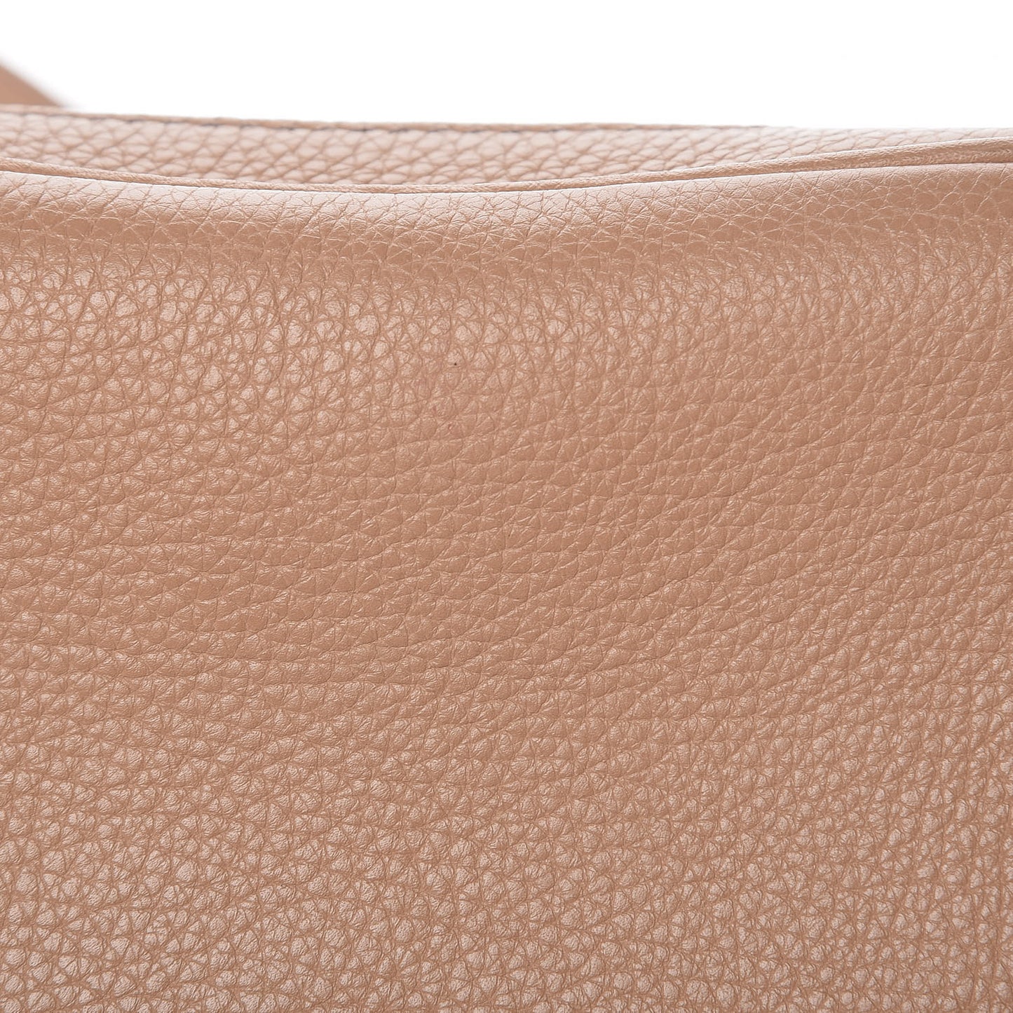 Pebbled Calfskin Small Soho Disco Bag Camelia