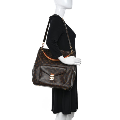 Louis Vuitton Monogram Metis 2 of 9