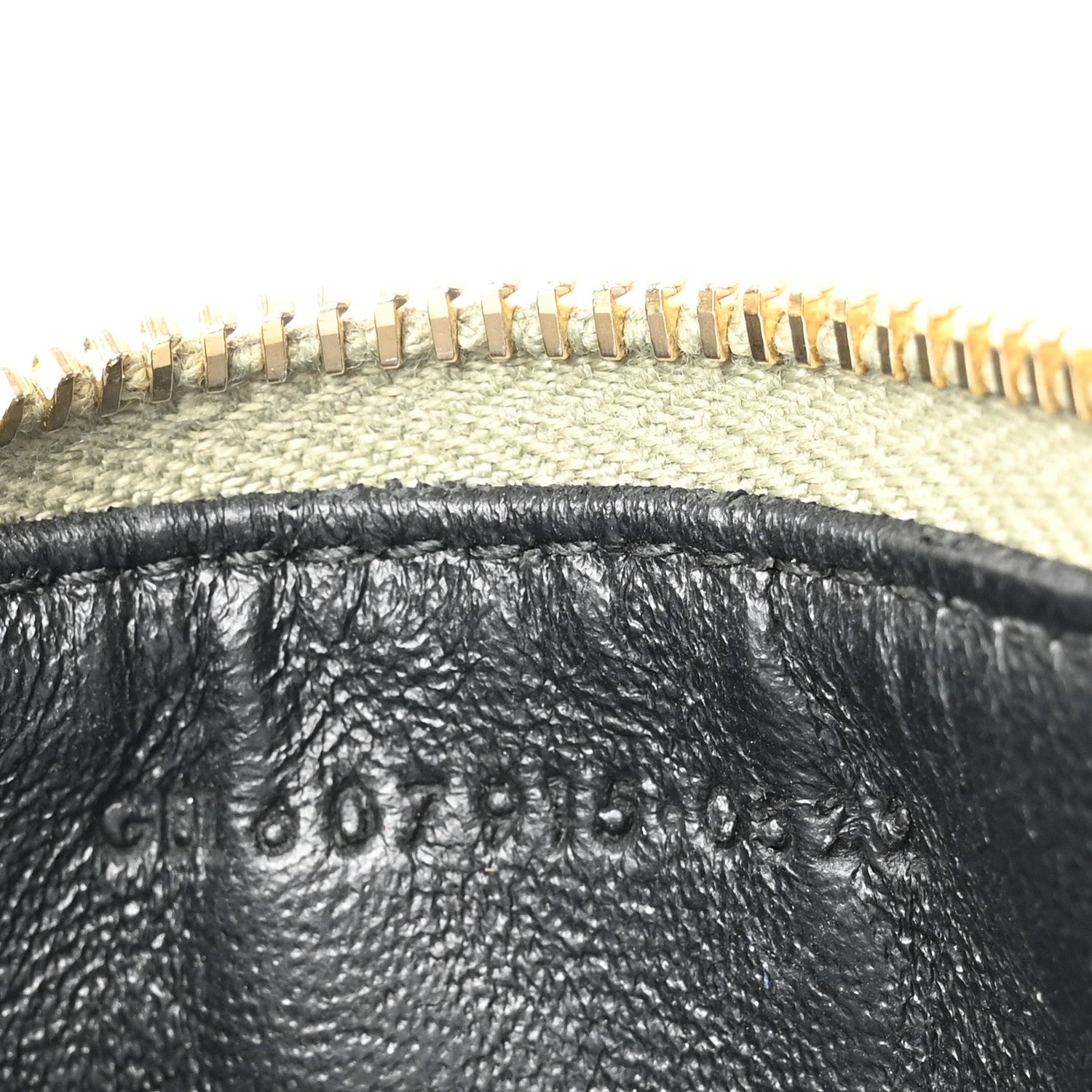 Saint Laurent Grain De Poudre Matelasse Chevron Monogram Fragments Zippered Card Case Light Sage 7 of 7
