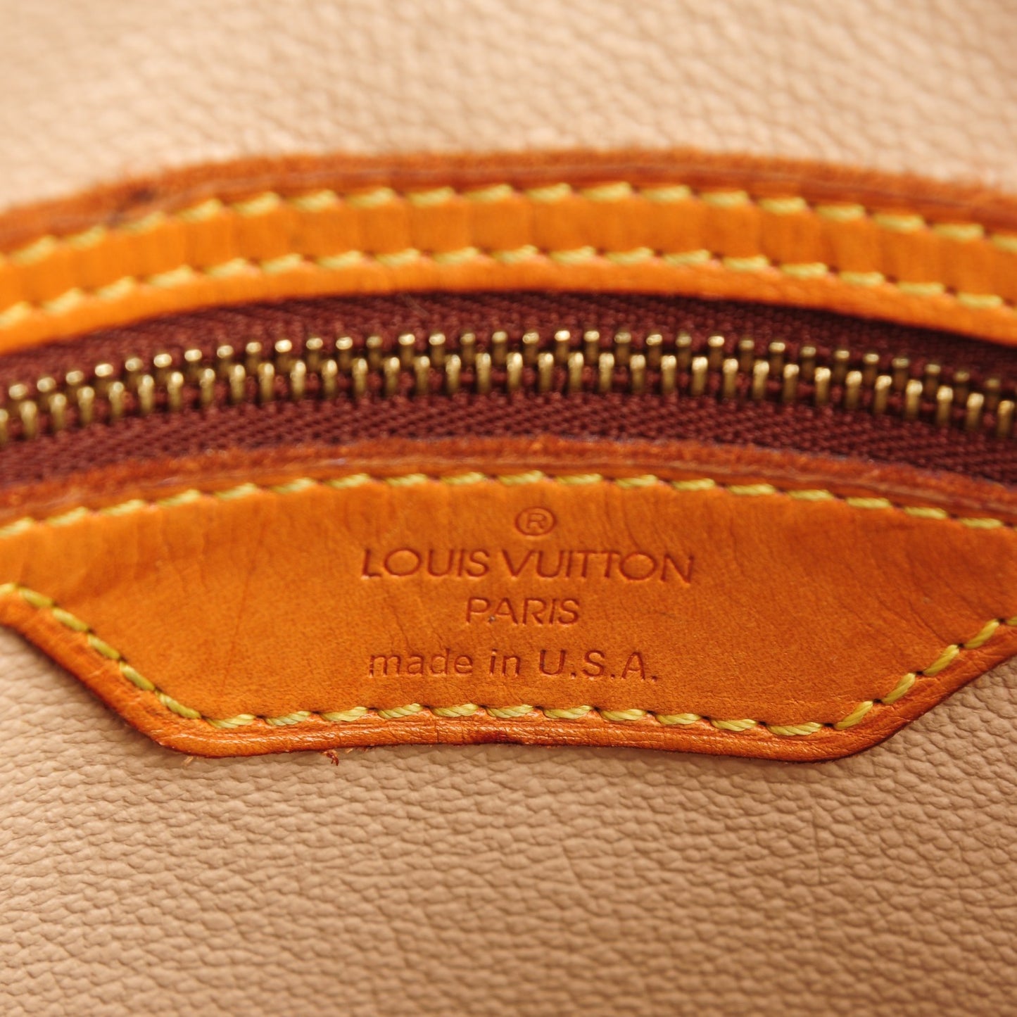 Monogram Petit Bucket 23