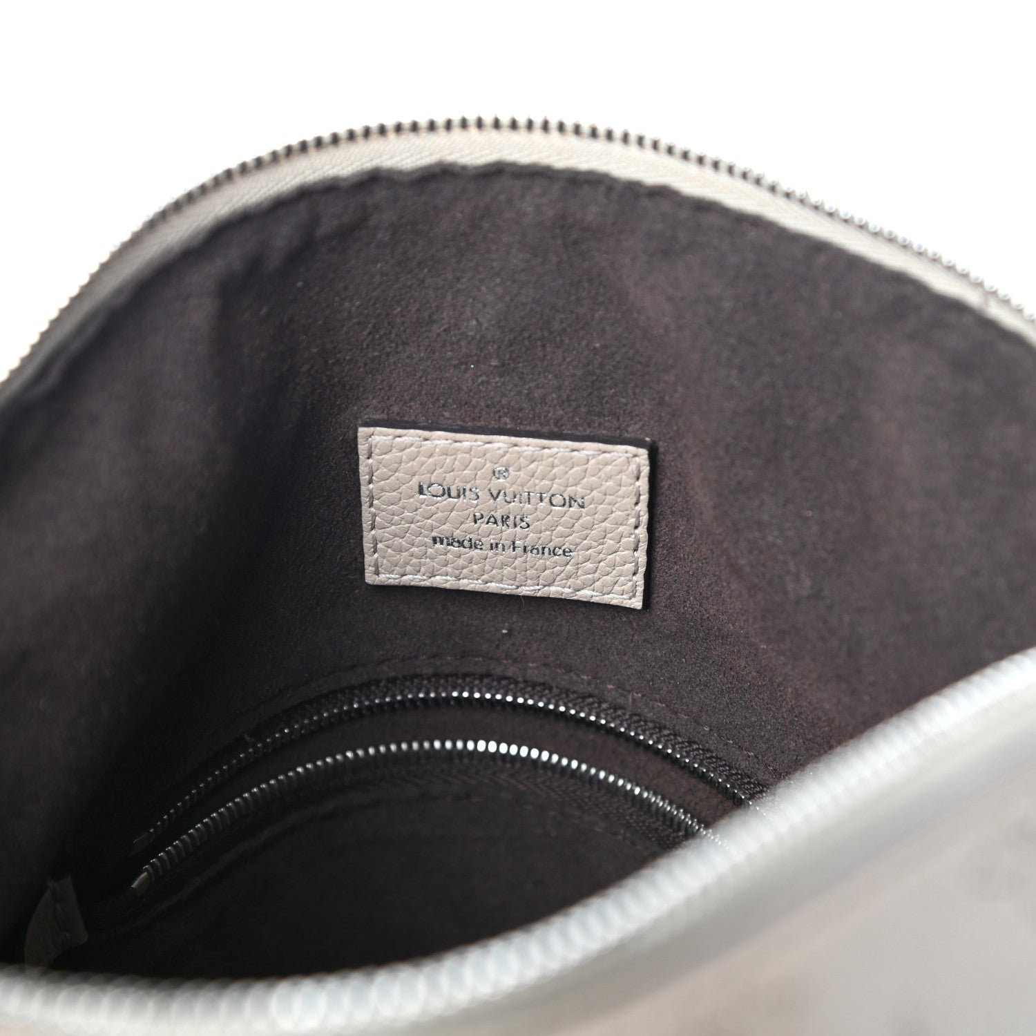 Louis Vuitton Mahina Babylone Chain BB Galet 6 of 10