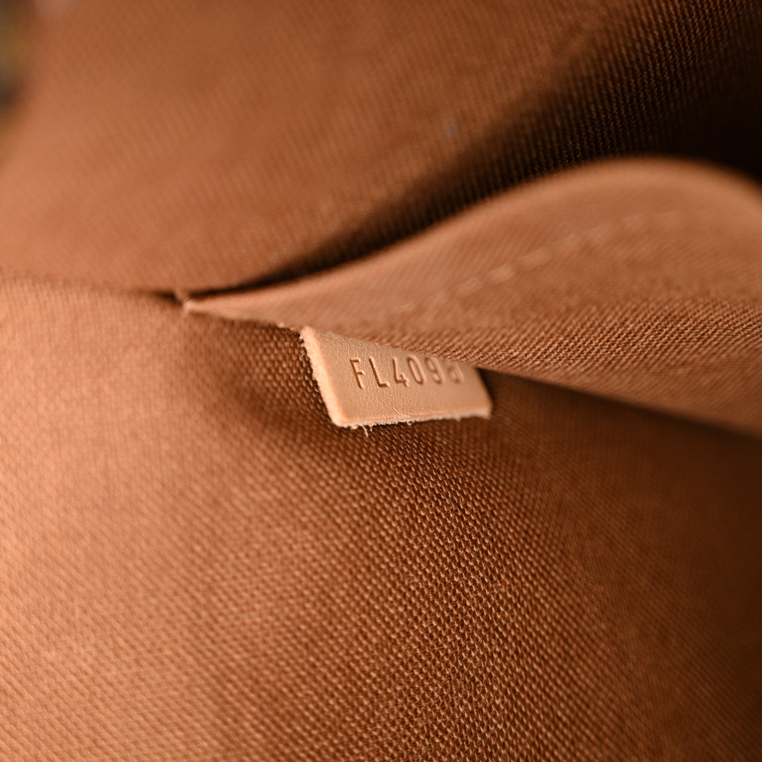 Louis Vuitton Monogram Popincourt Haut 7 of 12