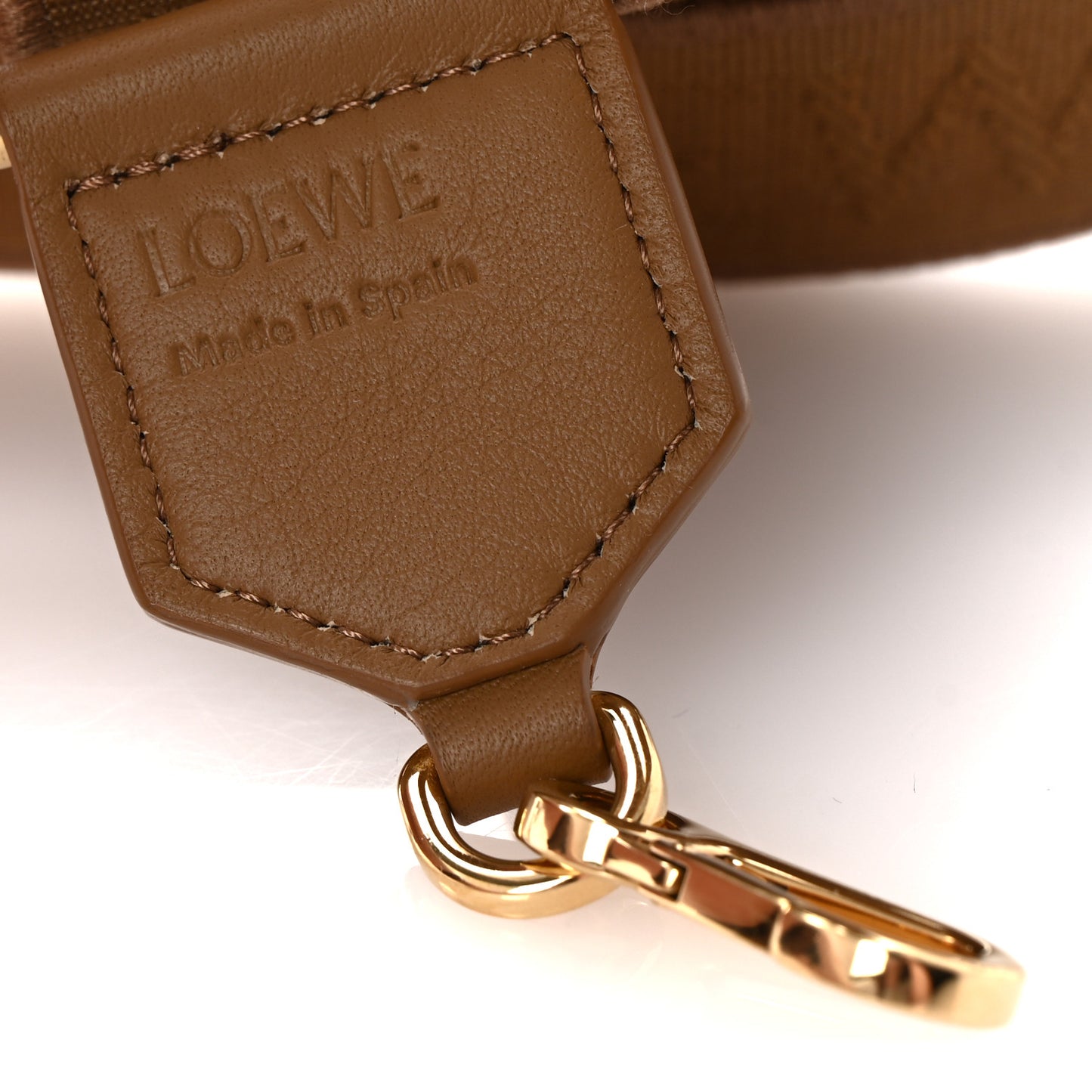 X SUNA FUJITA Calfskin Lemur Jacquard Anagram Strap Oak