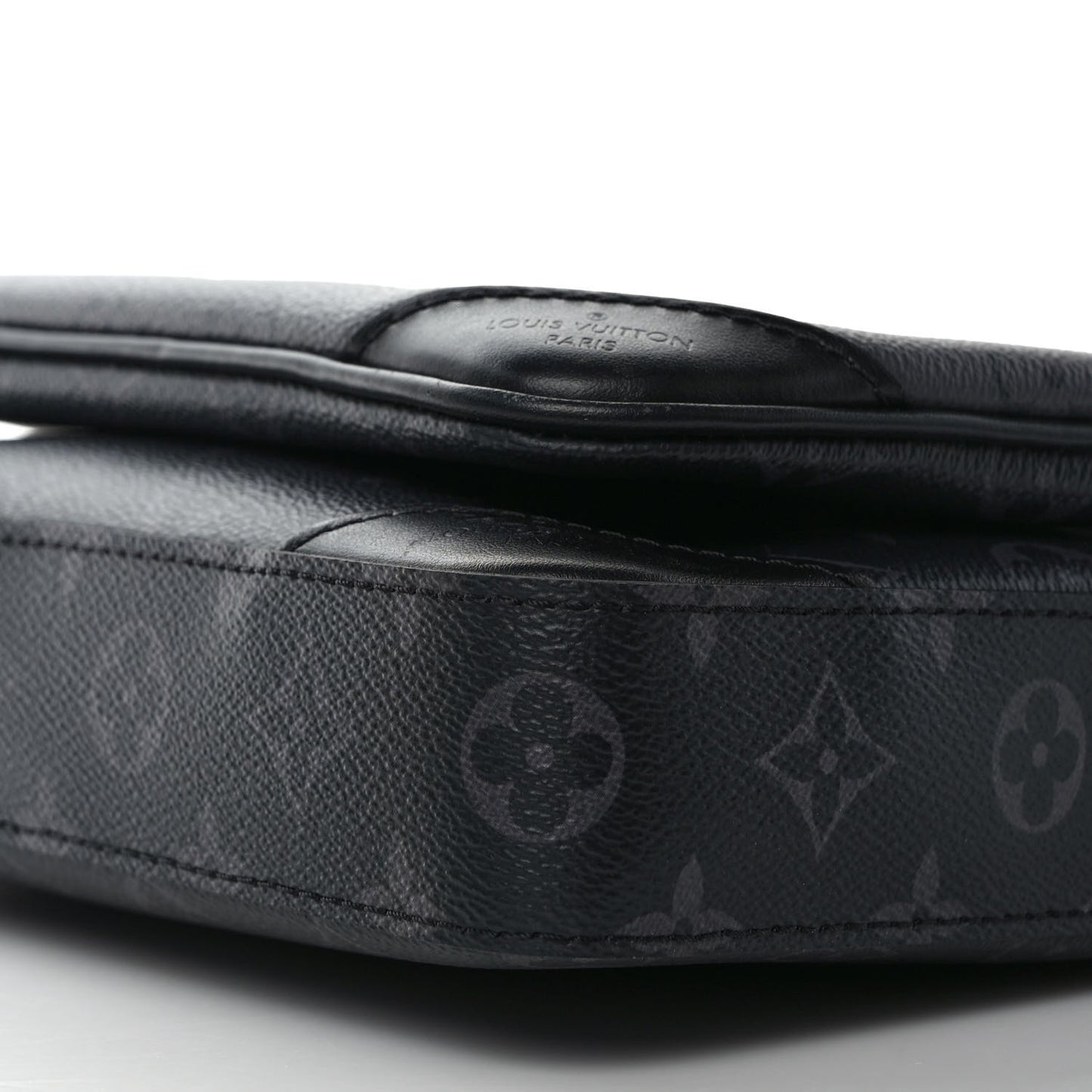 Reverse Monogram Eclipse Trio Messenger