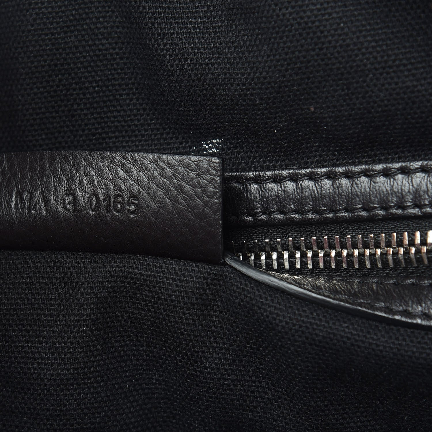 Givenchy Waxy Grained Calfskin Medium Nightingale Black 7 of 12