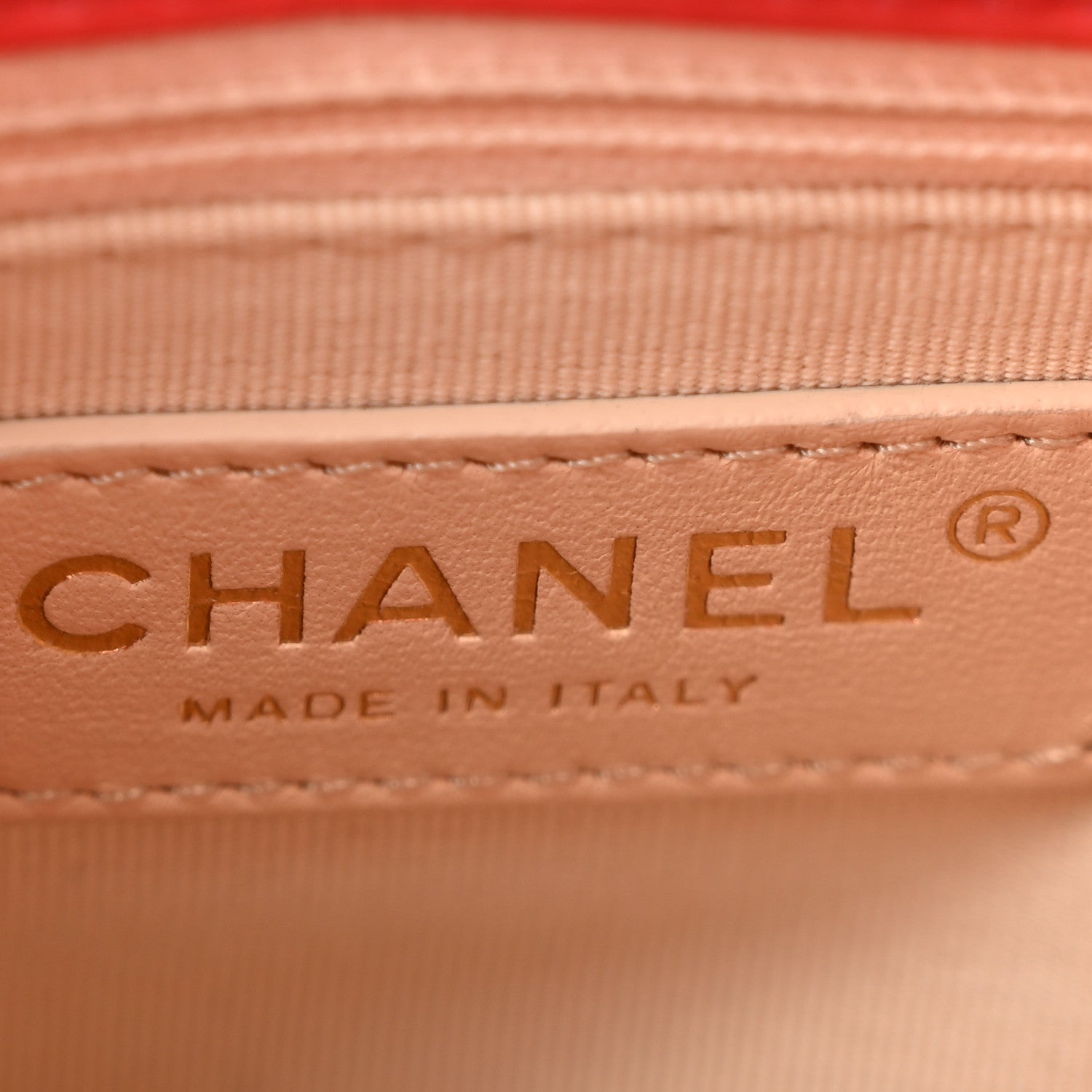 Chanel Shiny Crumpled Calfskin Quilted Wavy CC Hobo Red 5 of 12