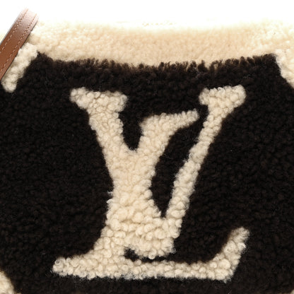 Louis Vuitton Monogram Teddy Beach Pouch 8 of 10