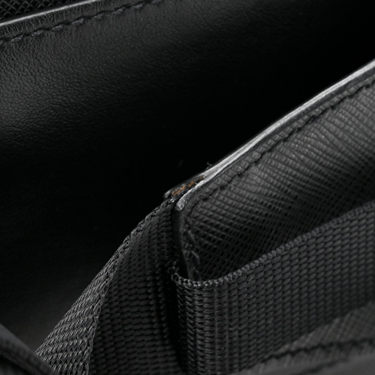 Saffiano Travel Brique Belt Bag Black Blue